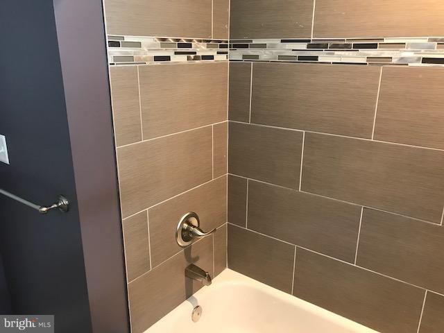 GARDENVILLE - Residential