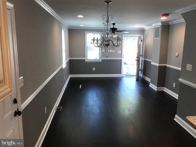 GARDENVILLE - Residential