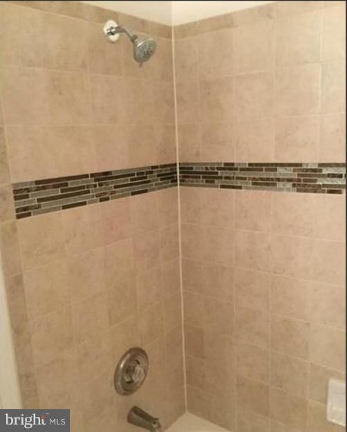 JACKSONS RIDGE CONDOS - Residential