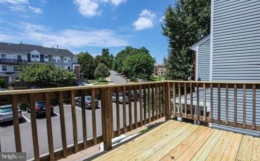 JACKSONS RIDGE CONDOS - Residential