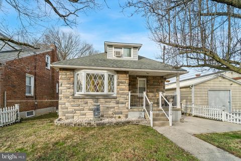 Homes For Sale - 1016 Leiper Street<br/> CRUM LYNNE, PA 19022