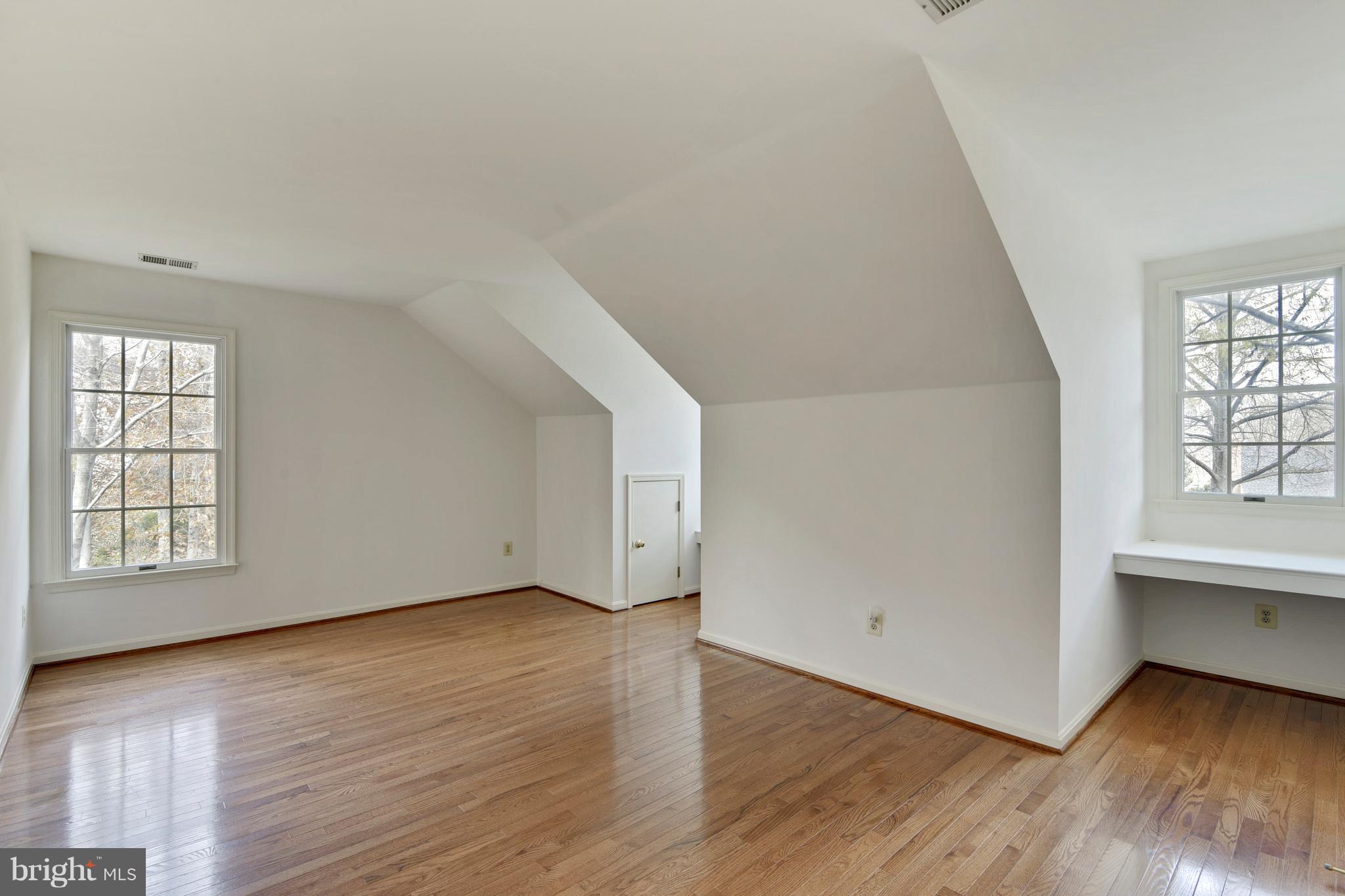 BARRINGTON - Residential