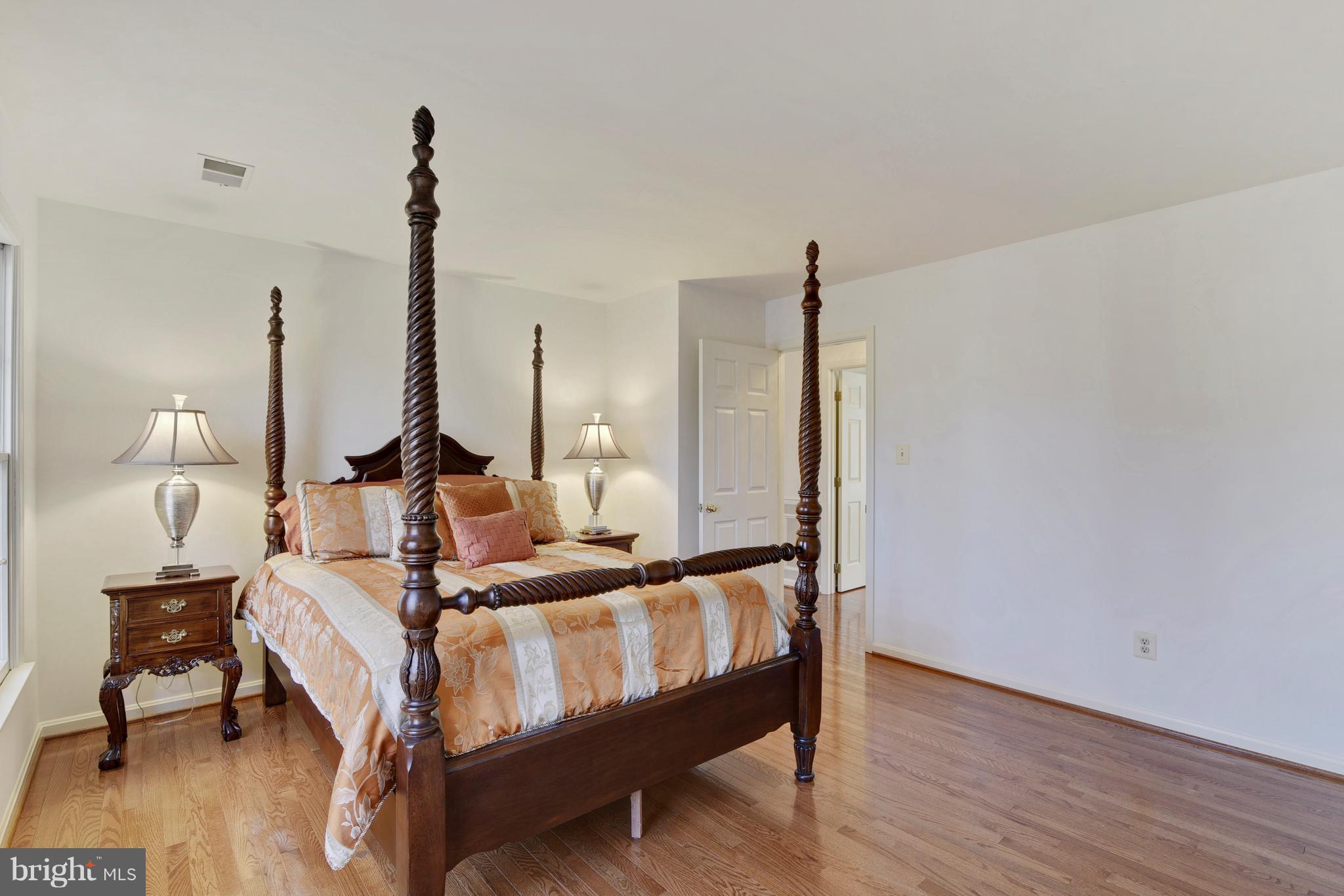BARRINGTON - Residential