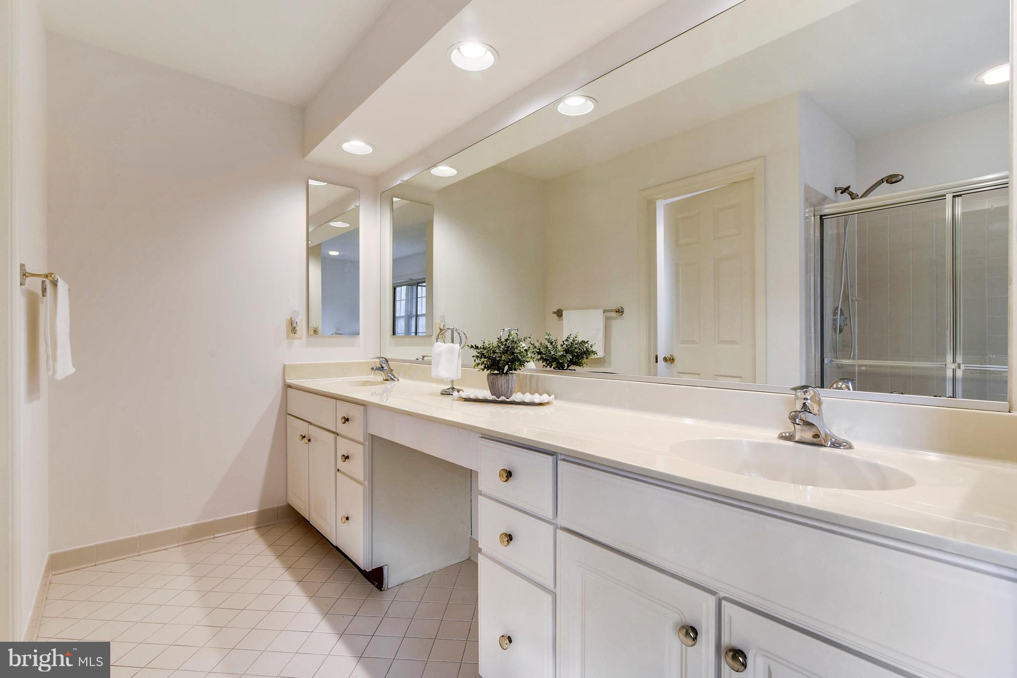 BARRINGTON - Residential
