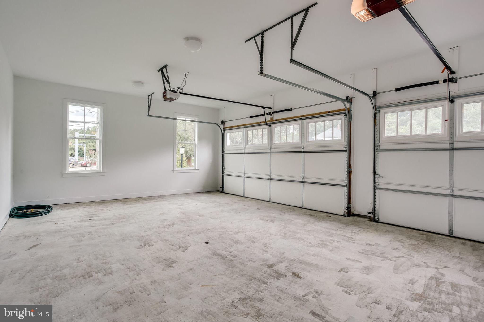 BRADDOCK ROAD - Residential