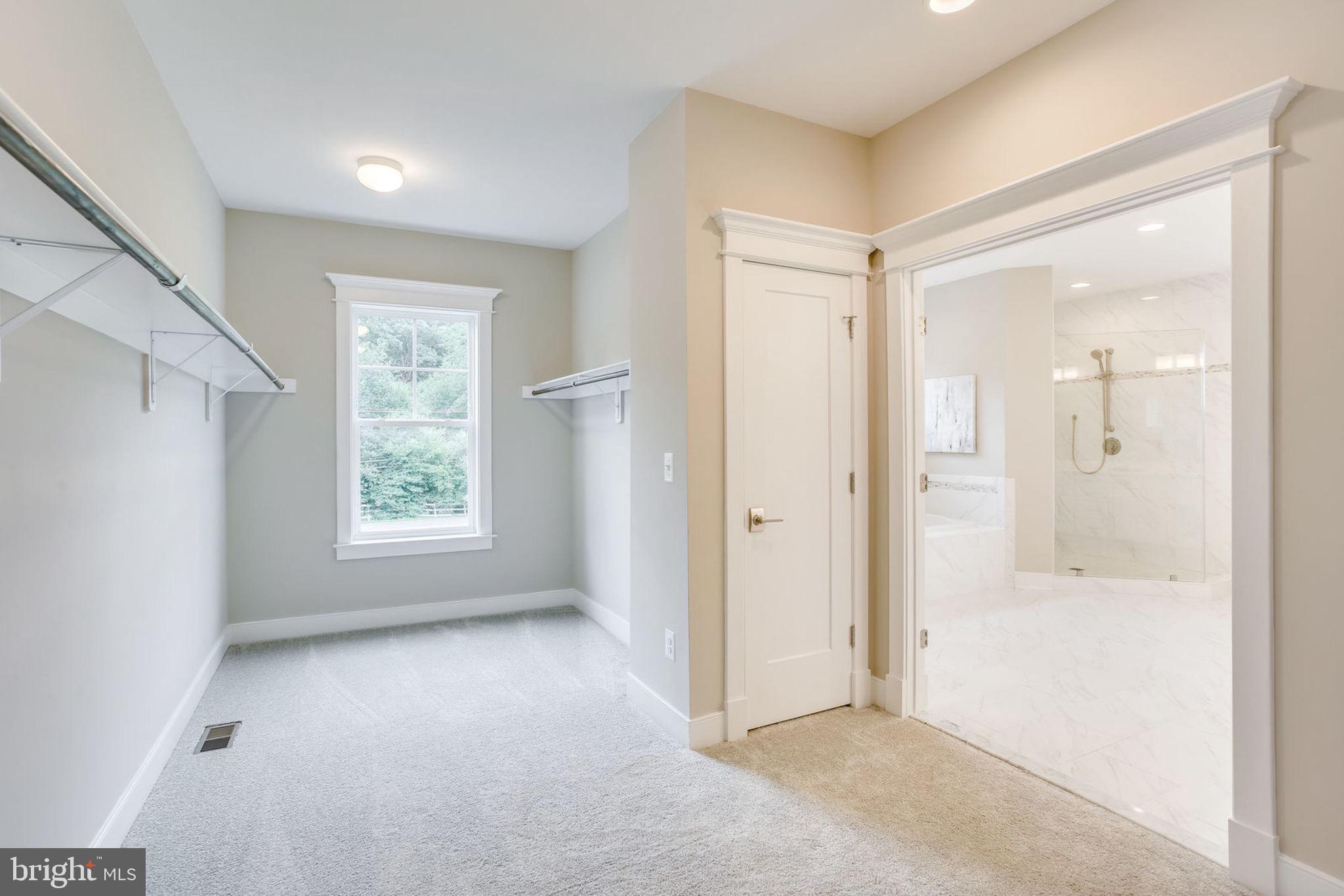 BRADDOCK ROAD - Residential