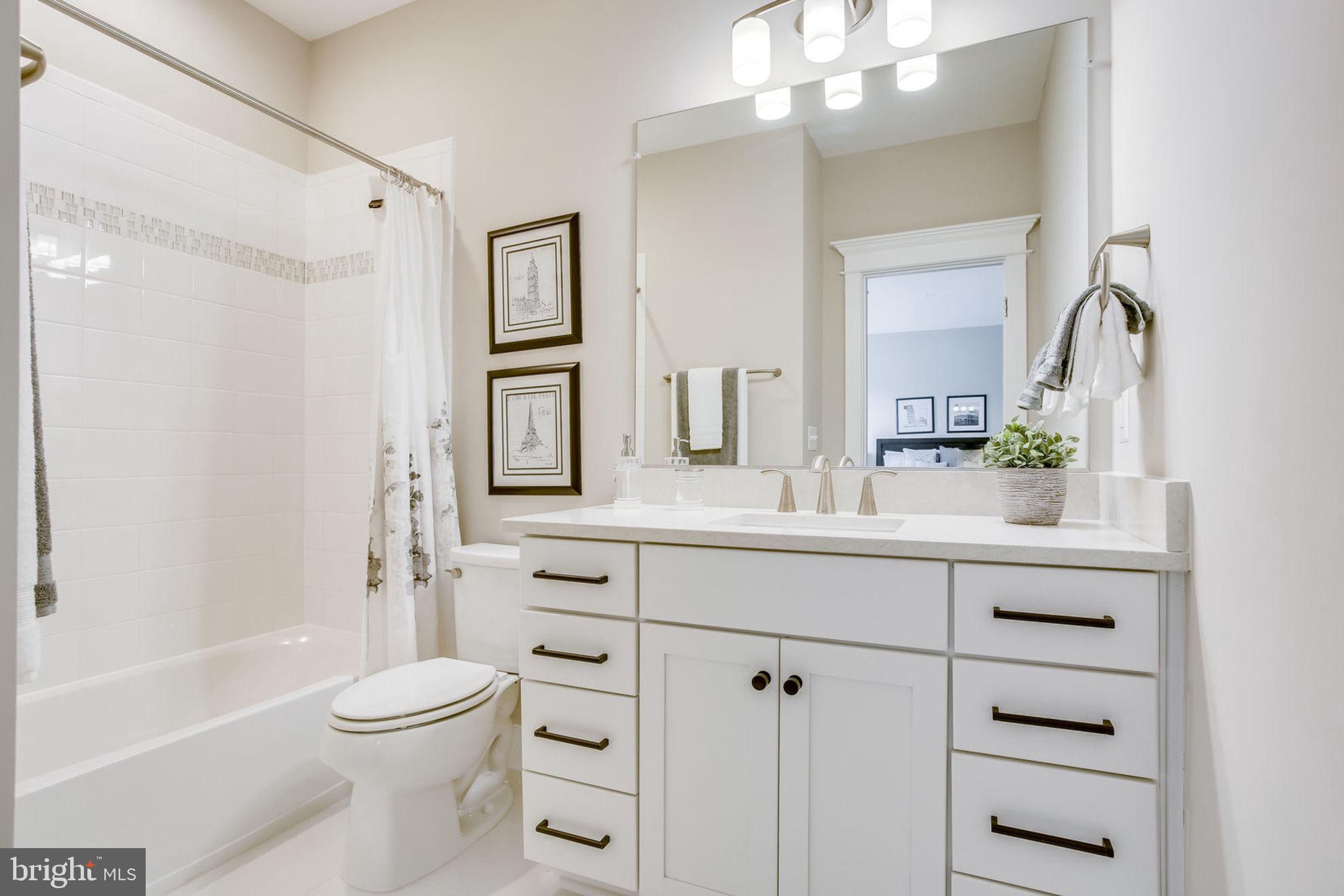 BRADDOCK ROAD - Residential