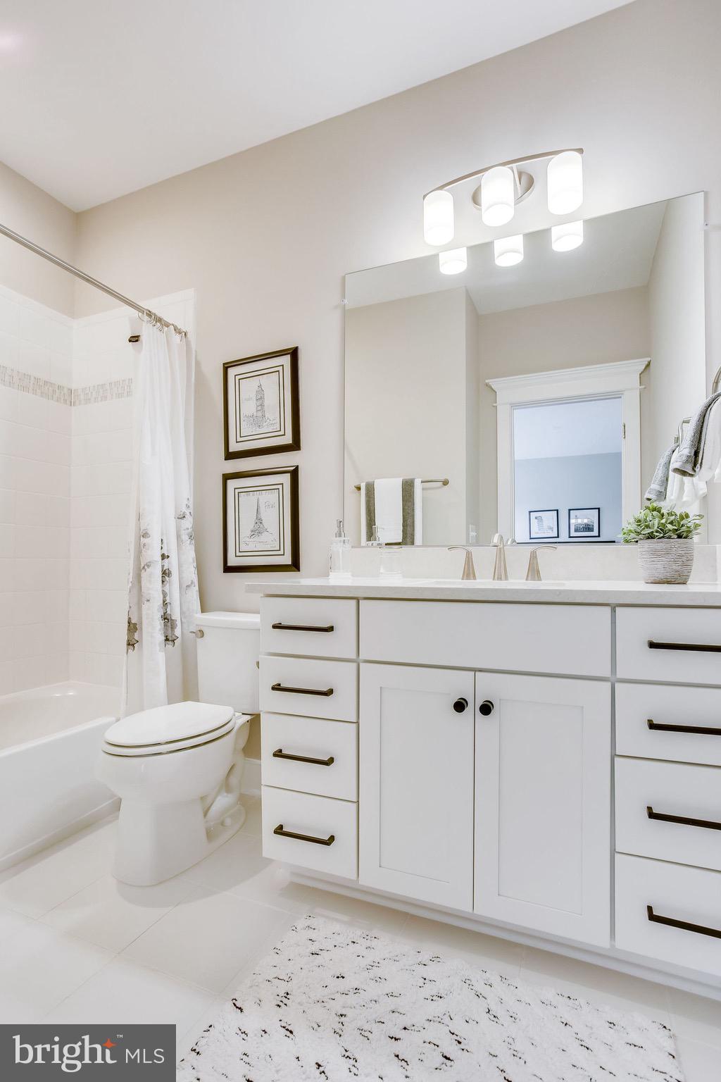 BRADDOCK ROAD - Residential