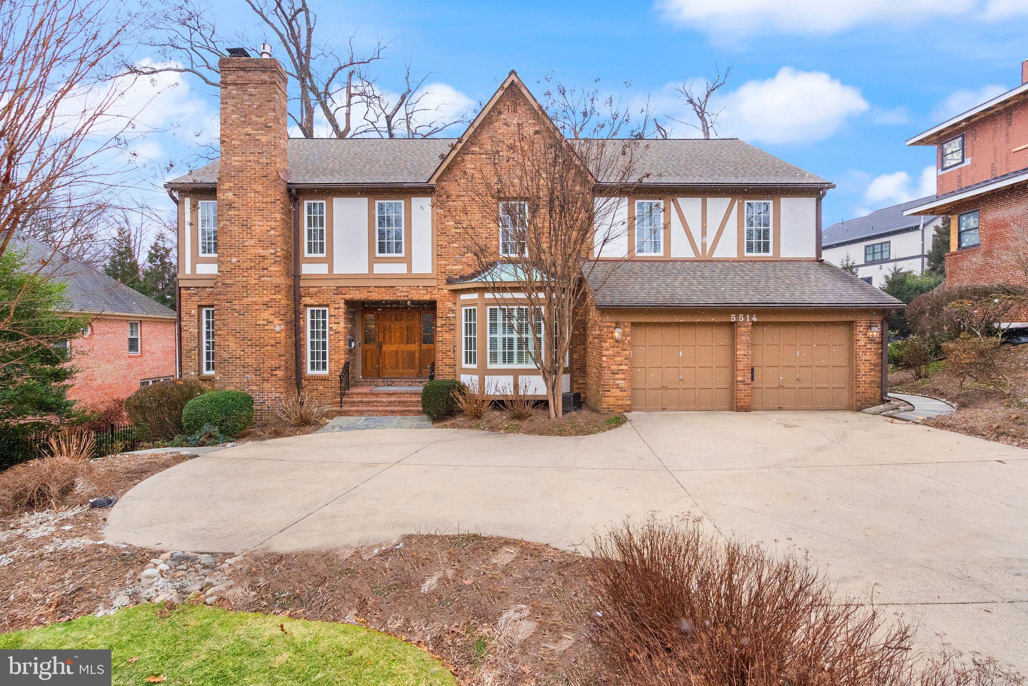 COUNTRY CLUB ESTATES - Residential