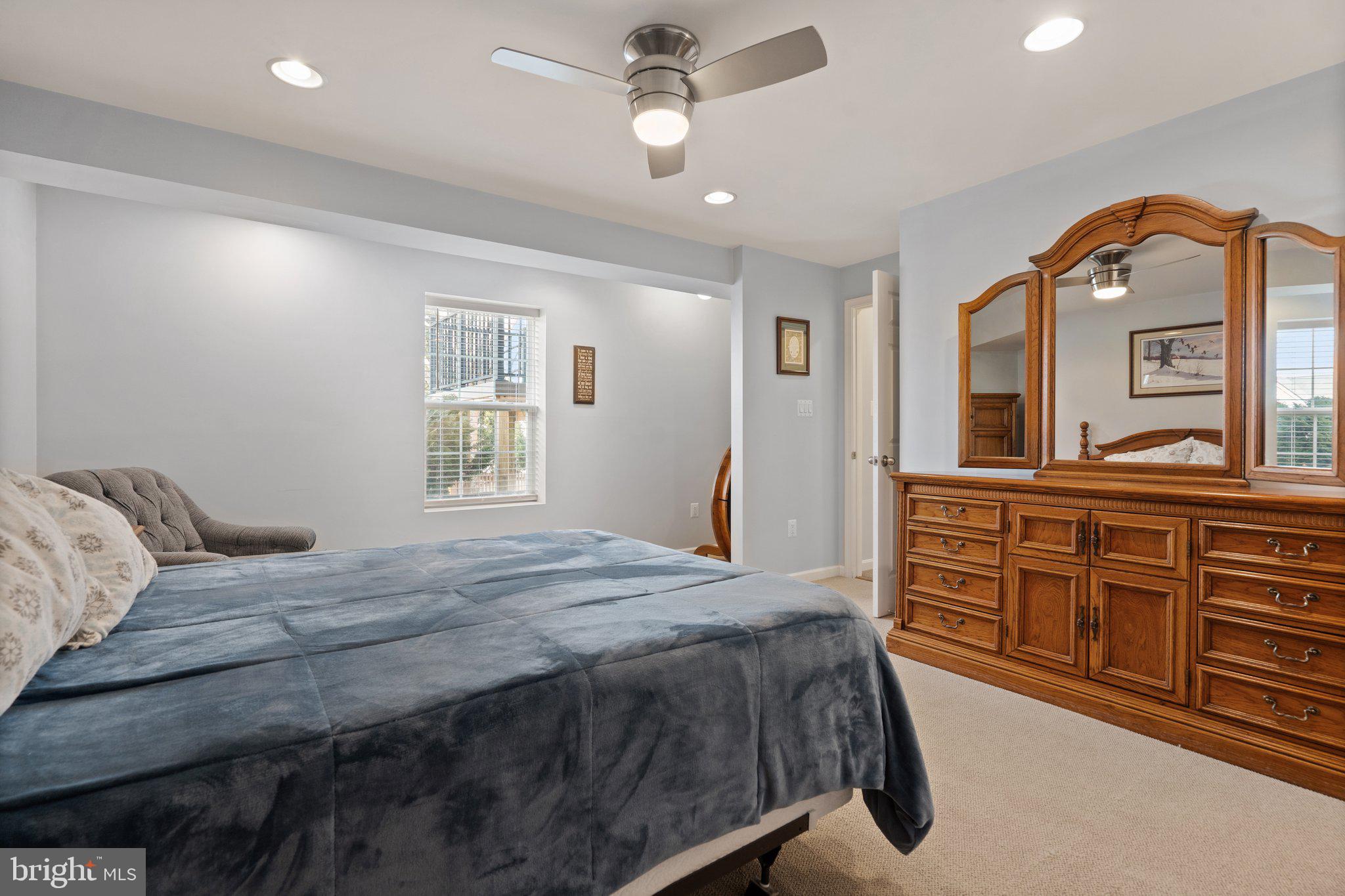 MOUNTAIN BROOK ESTATES - Residential