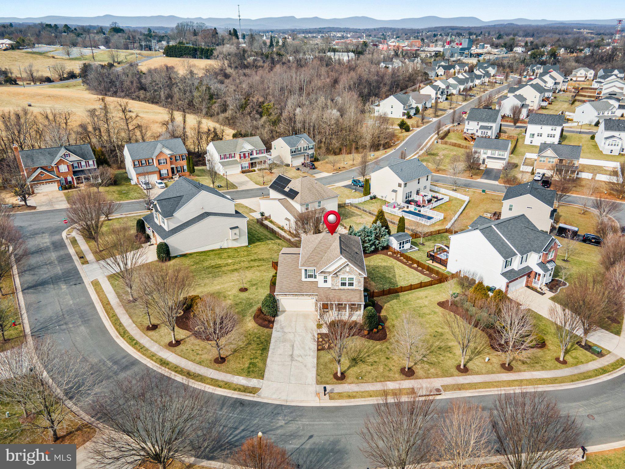 MOUNTAIN BROOK ESTATES - Residential
