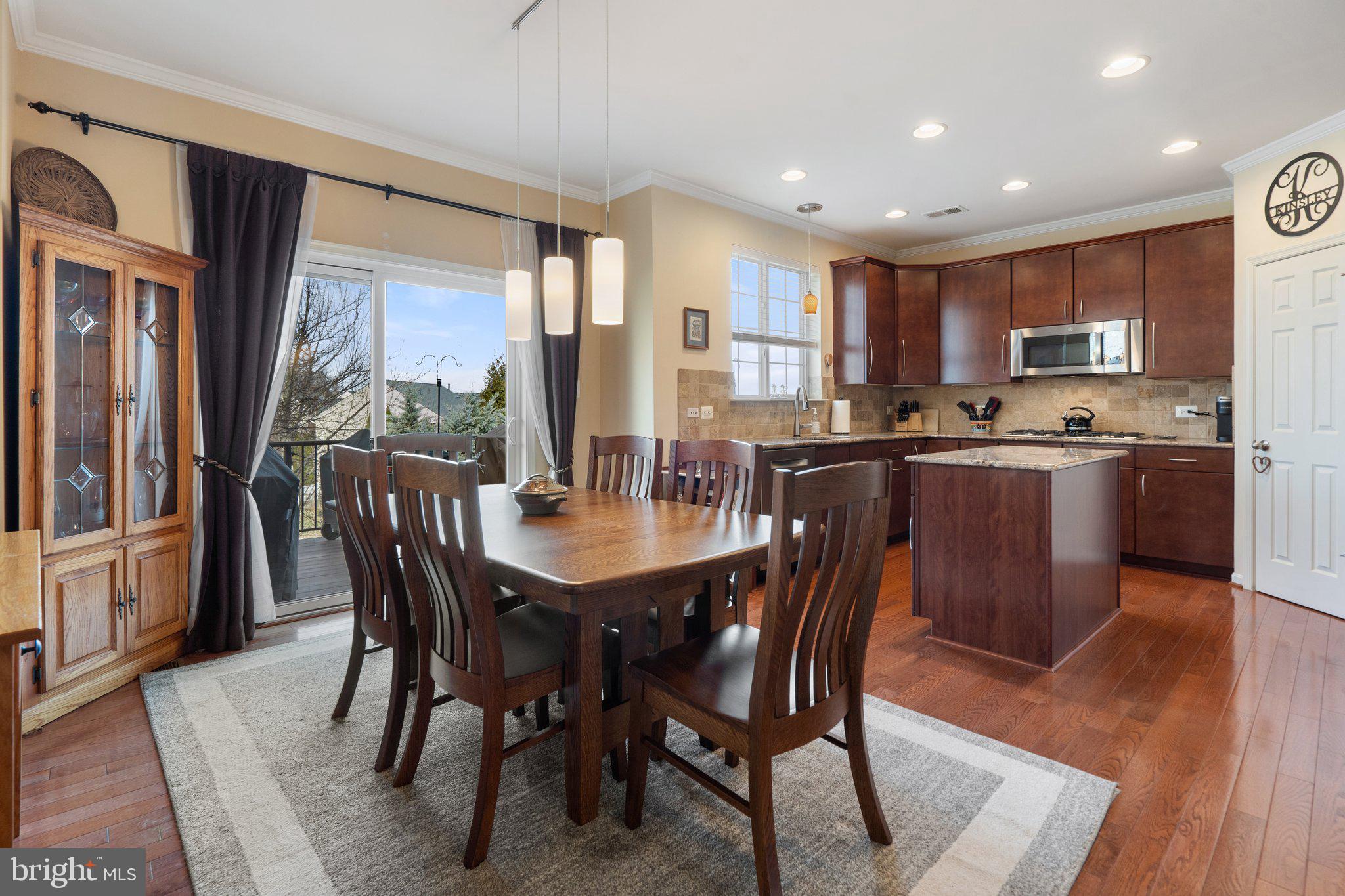 MOUNTAIN BROOK ESTATES - Residential