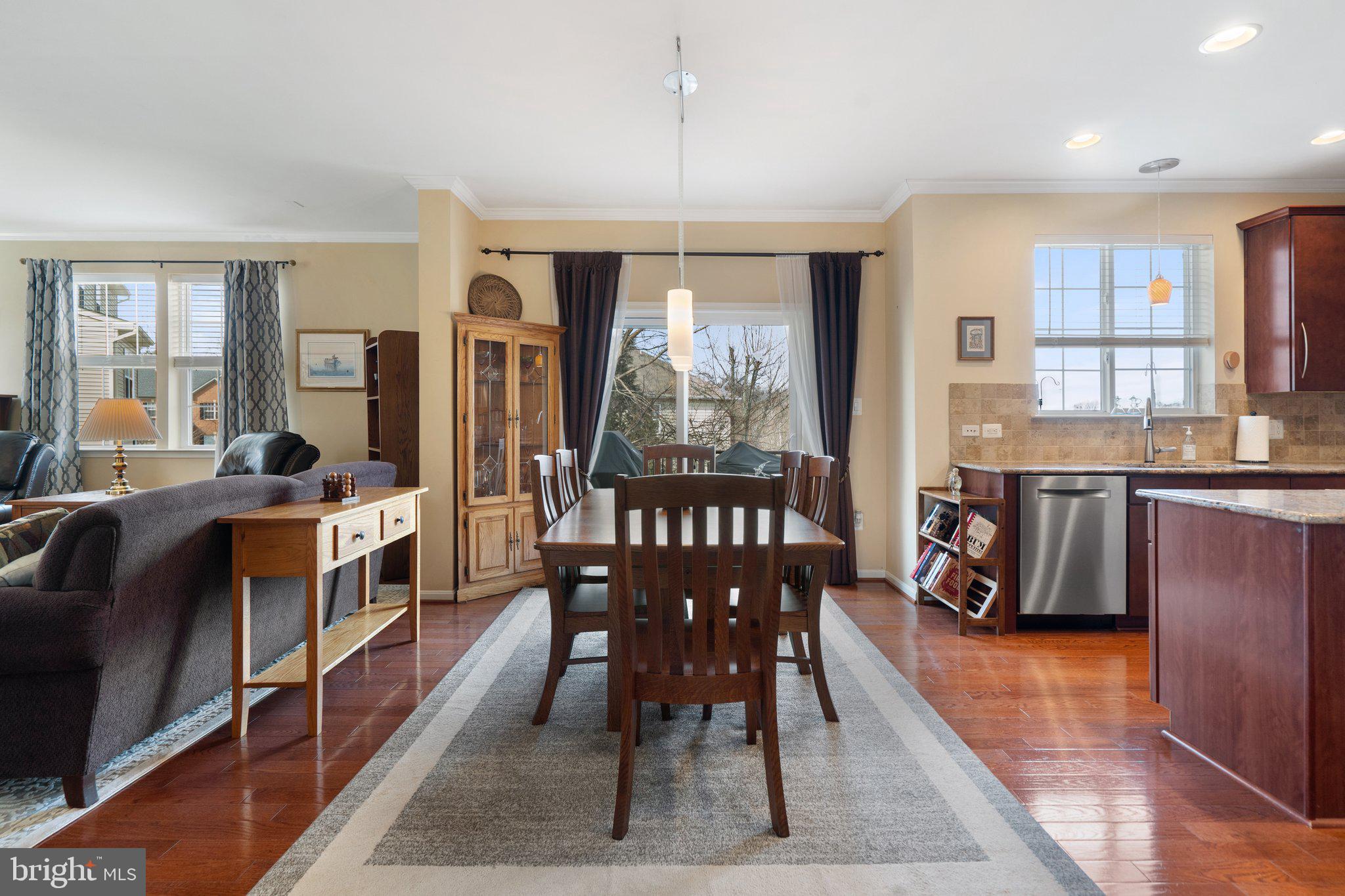 MOUNTAIN BROOK ESTATES - Residential