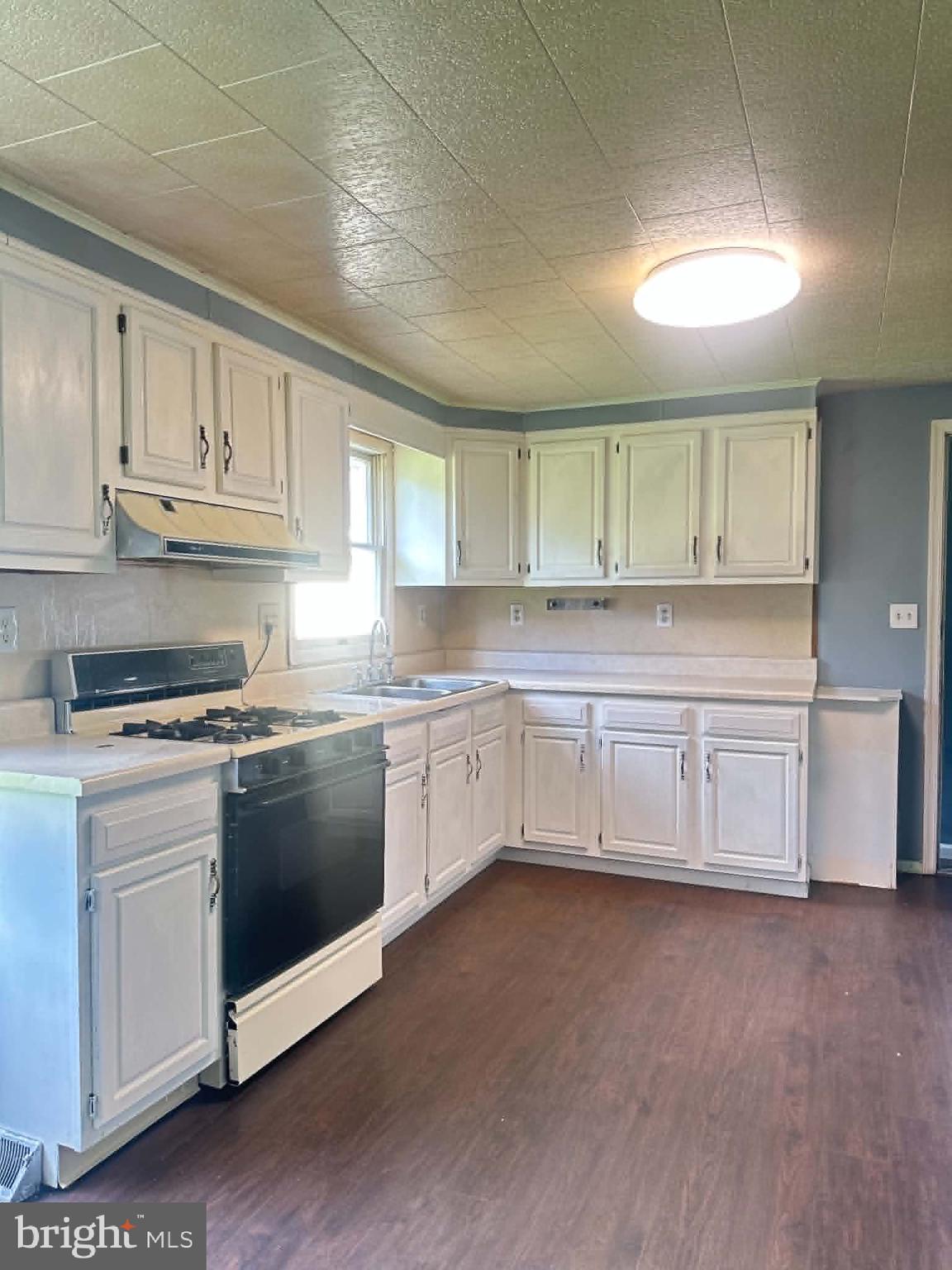 SOUTHAMPTON TWP - Residential