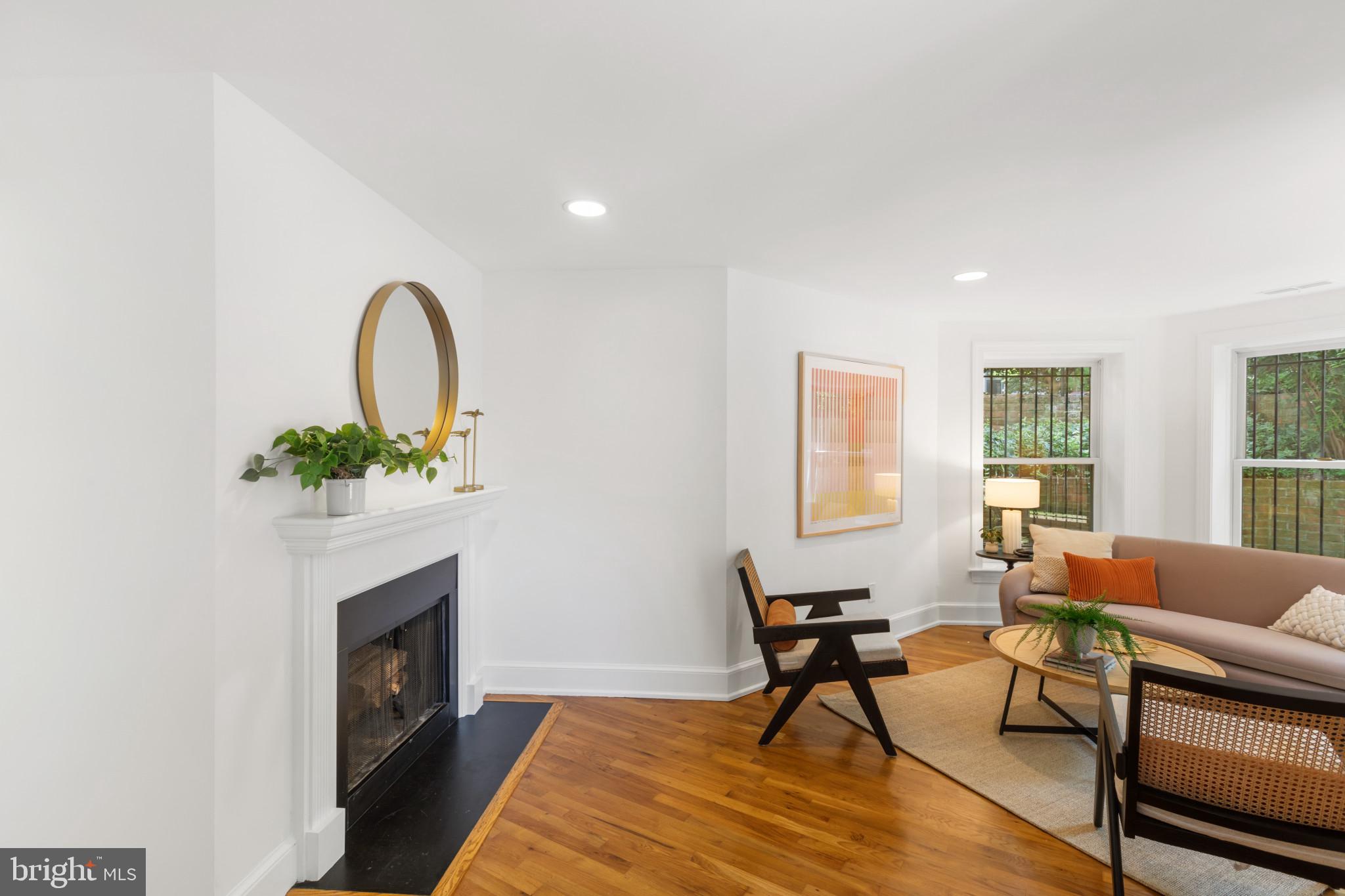 1024 MASSACHUSETTS AVENUE NE 2
