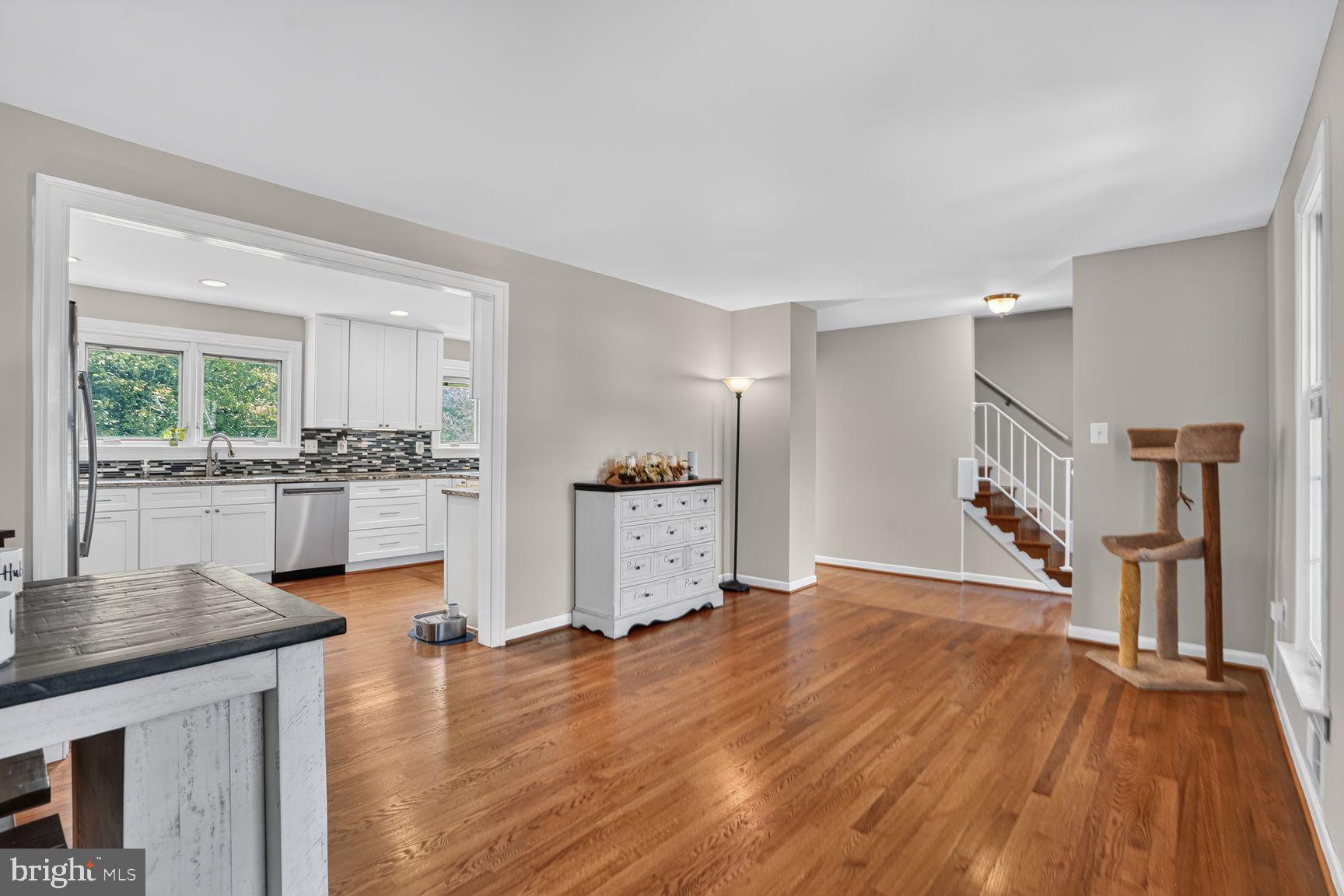 5811 OTTAWA ROAD