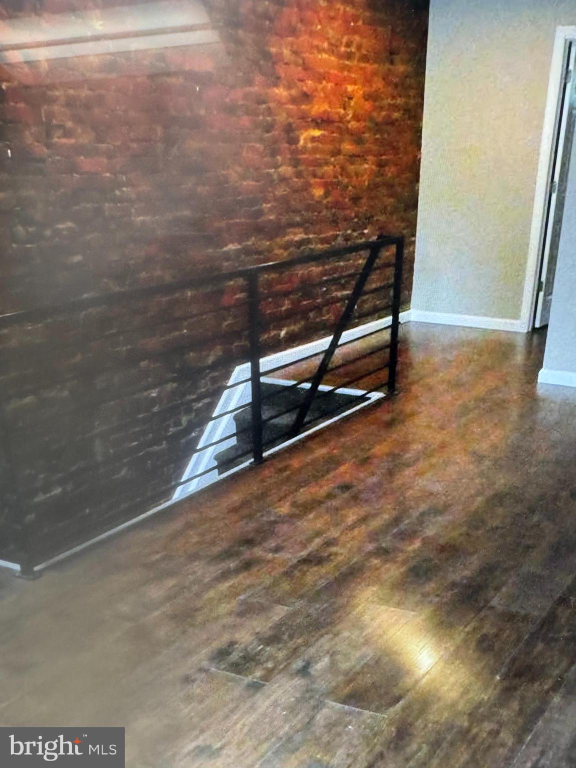 KENSINGTON - Residential Income