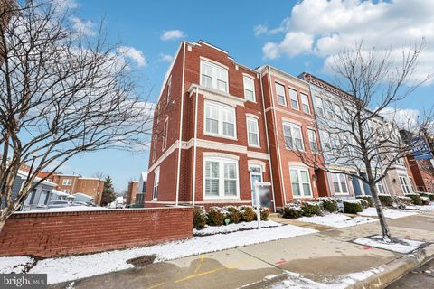 8956 CENTER STREET MANASSAS VA 20110