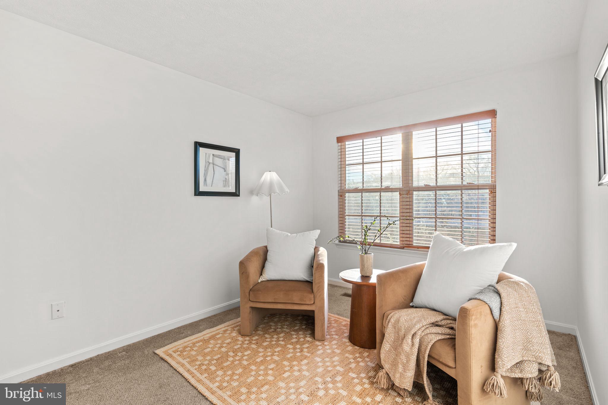 AUTUMN RUN - Residential