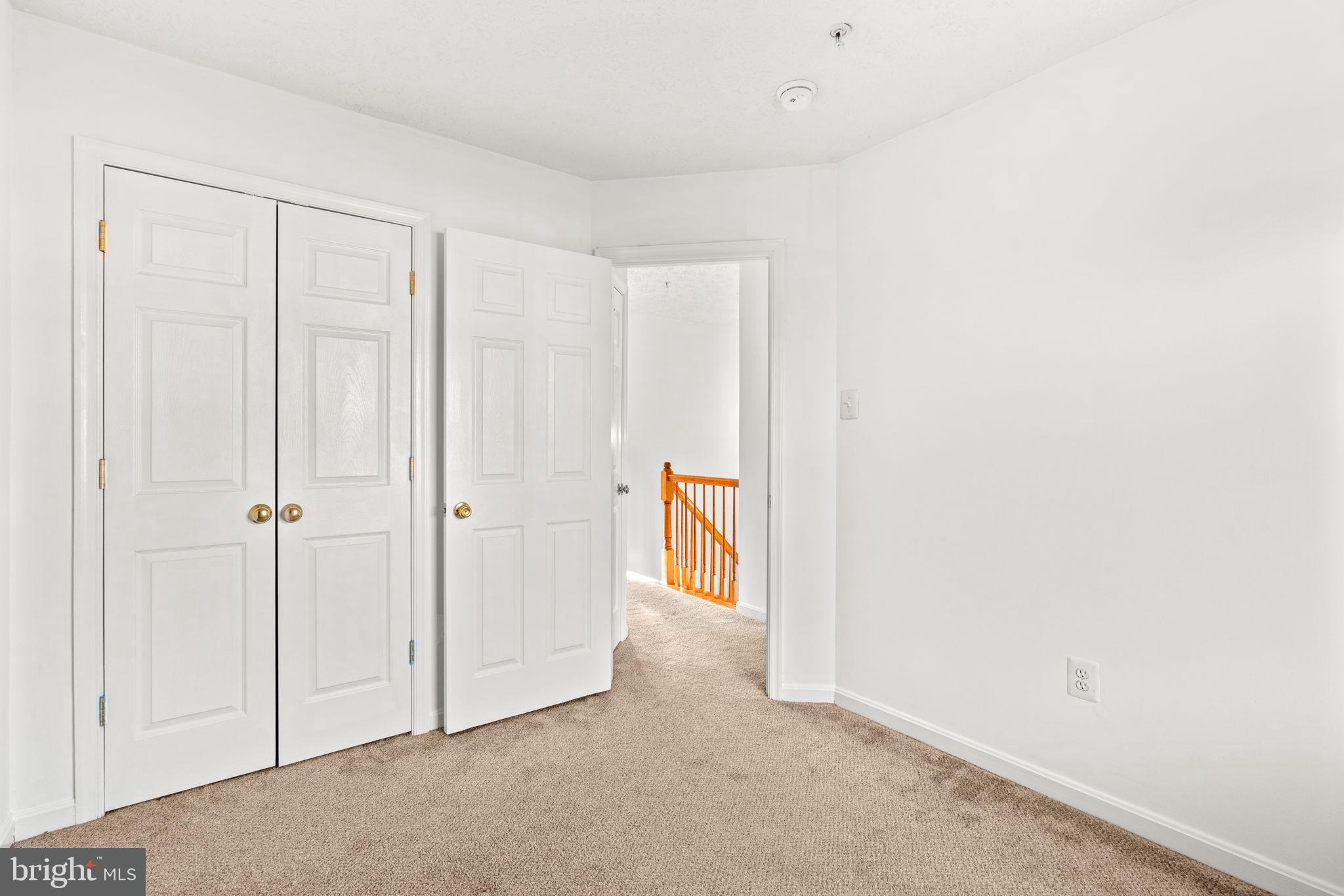 AUTUMN RUN - Residential