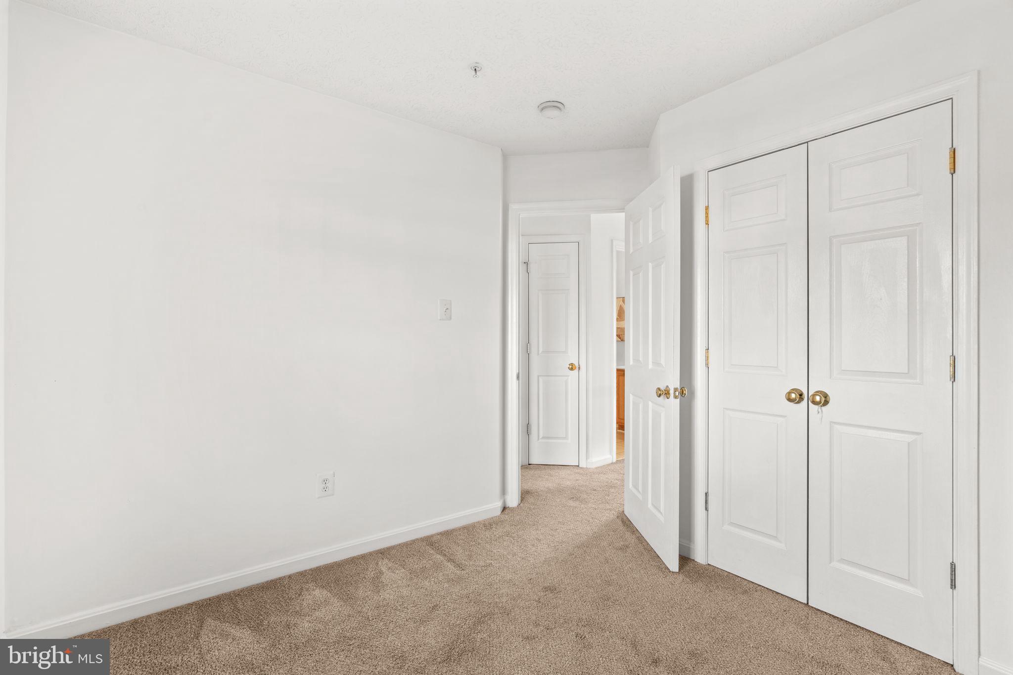 AUTUMN RUN - Residential