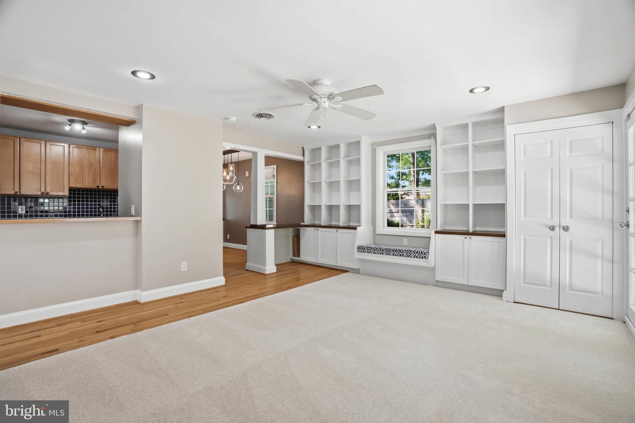 ROCKCREST - Residential