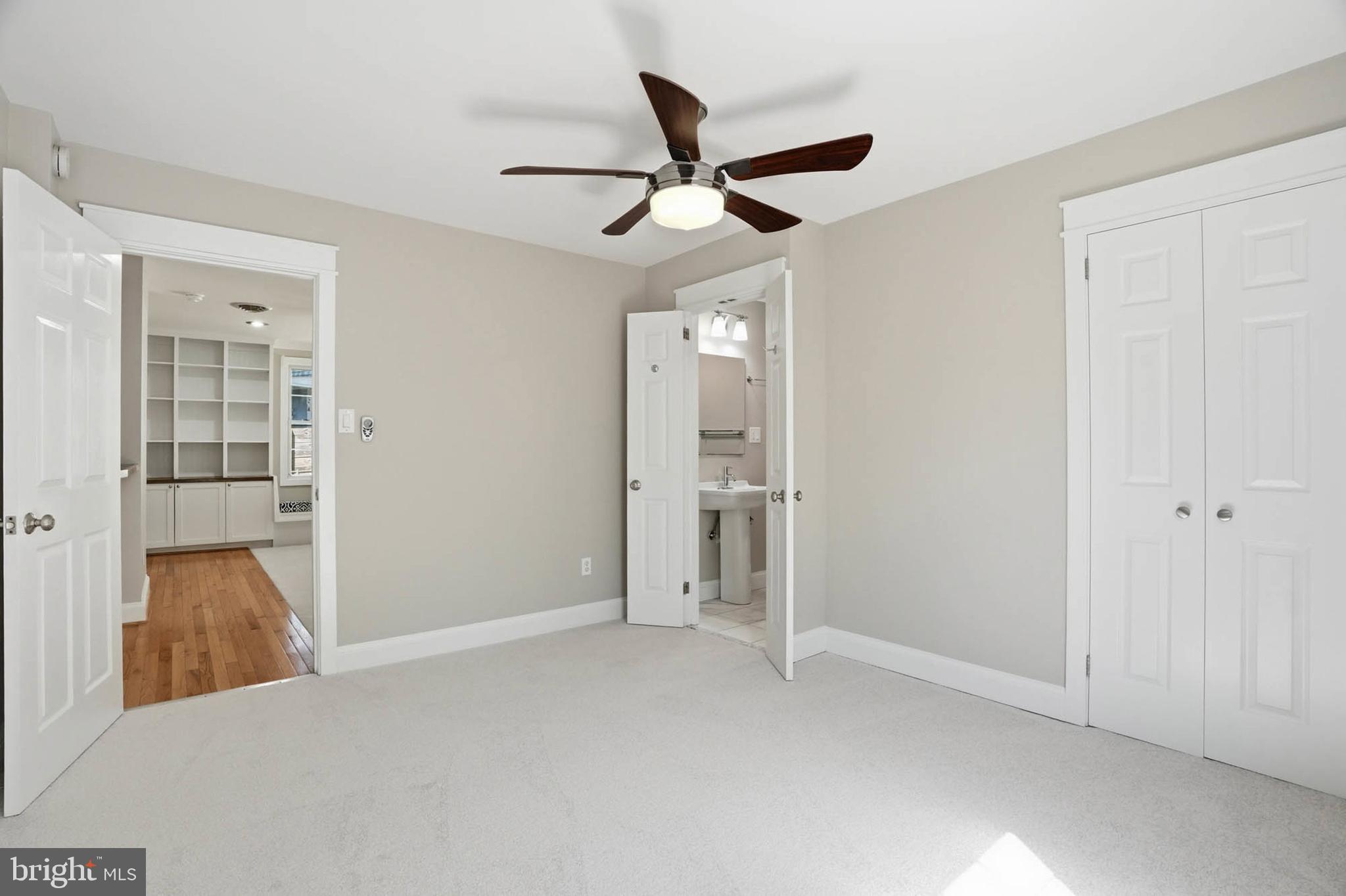 ROCKCREST - Residential