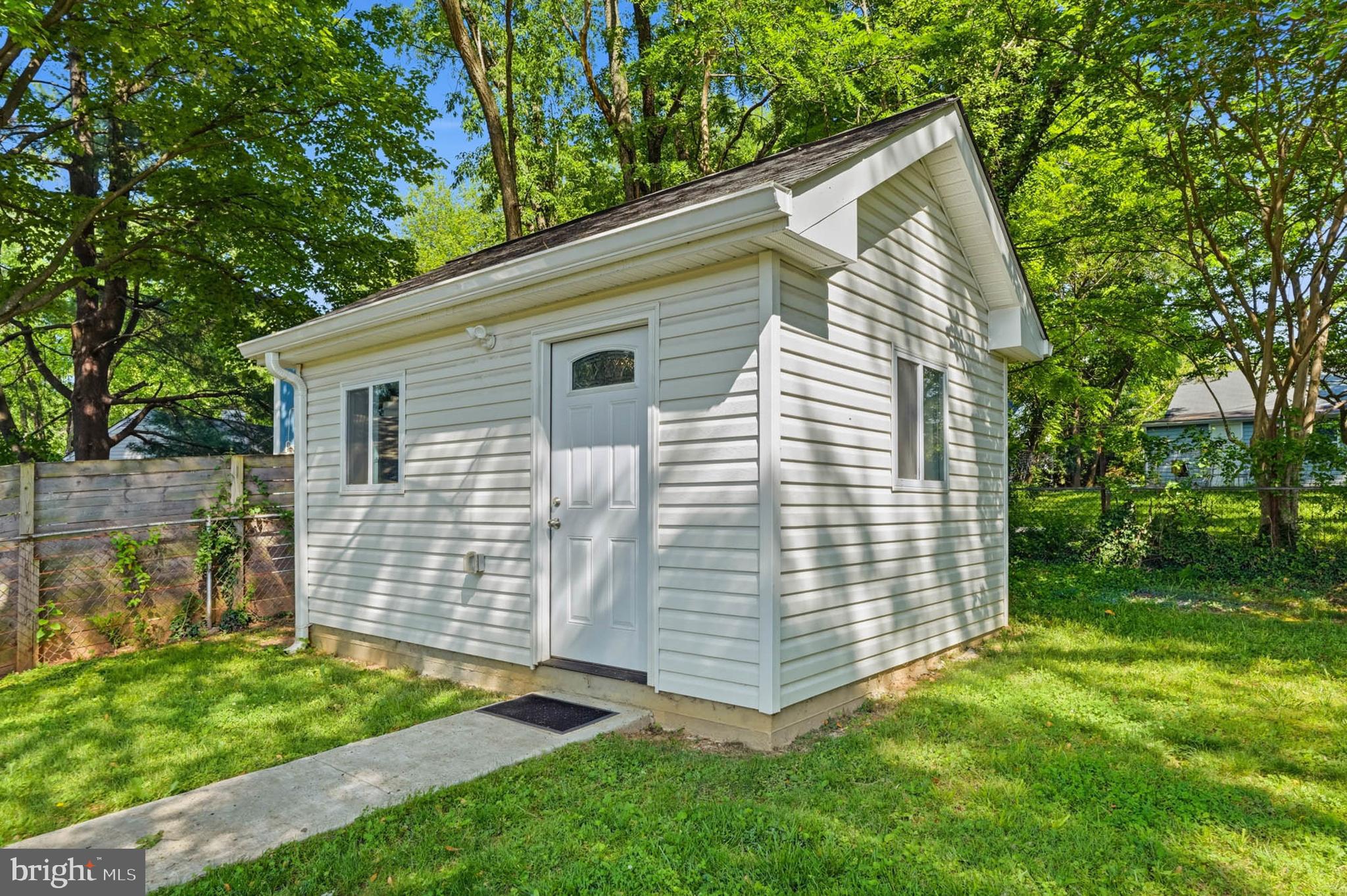ROCKCREST - Residential