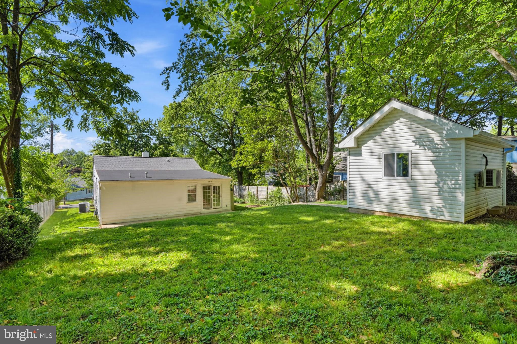 ROCKCREST - Residential