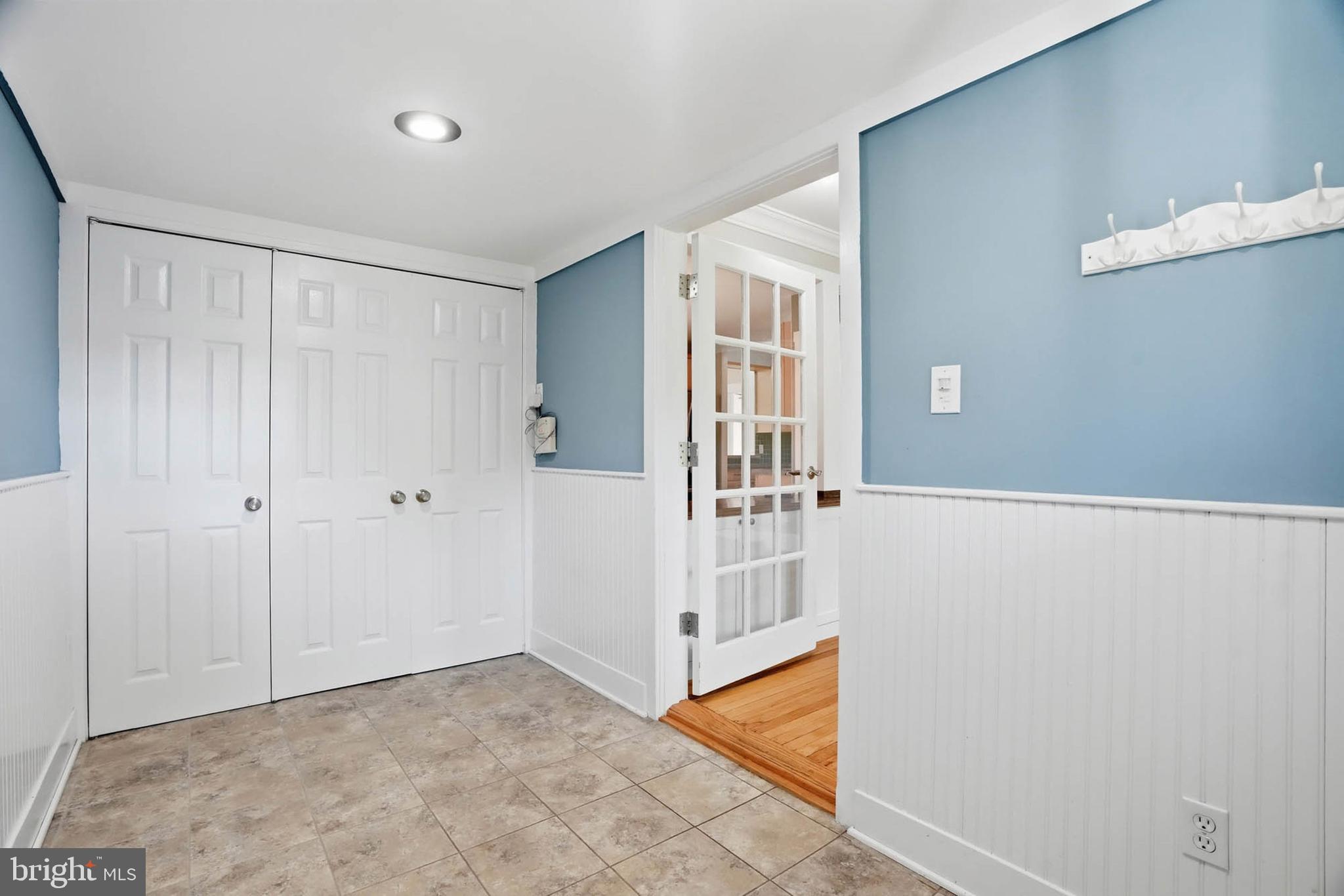 ROCKCREST - Residential