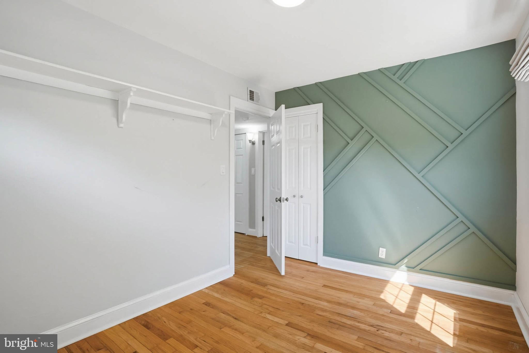 ROCKCREST - Residential