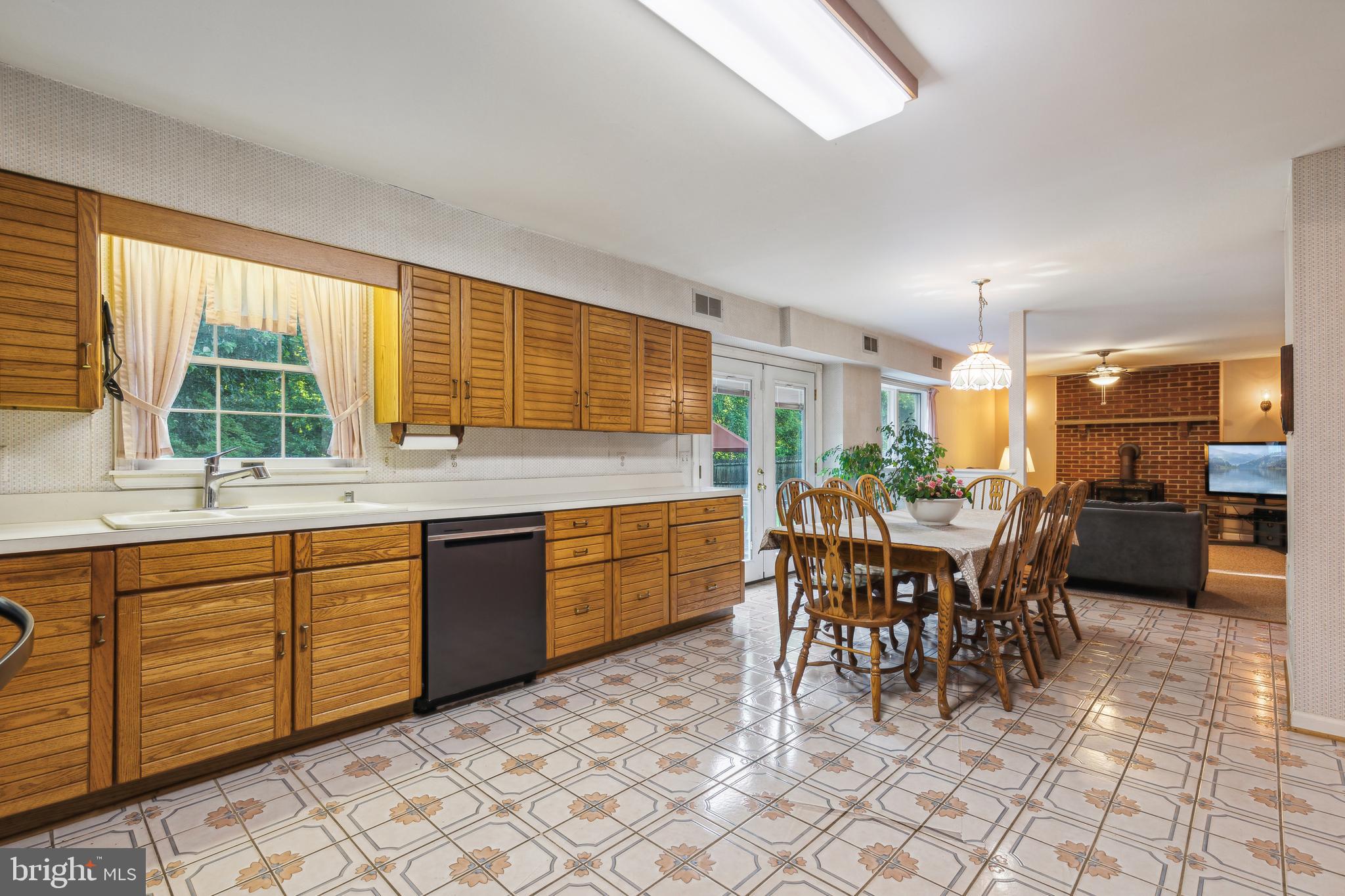 HOLMEHURST - Residential