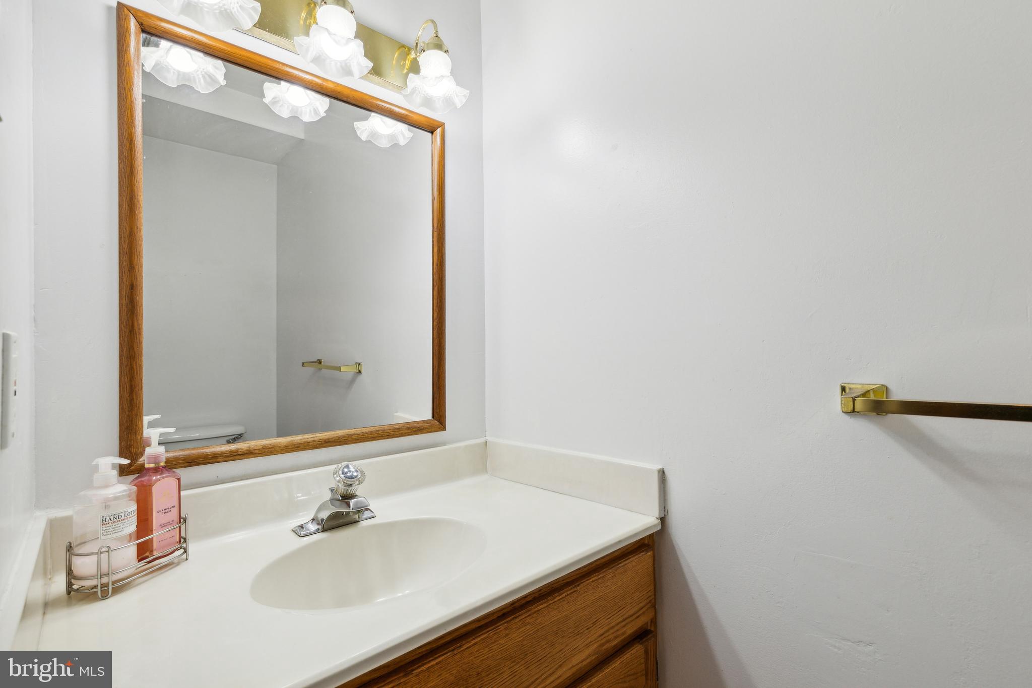 HOLMEHURST - Residential