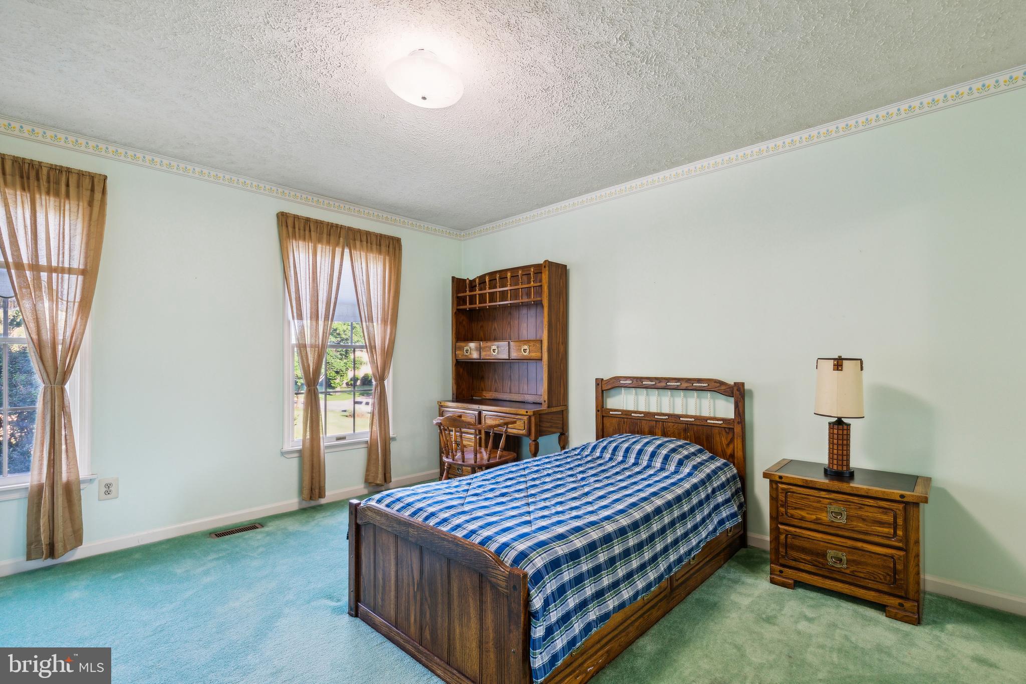 HOLMEHURST - Residential