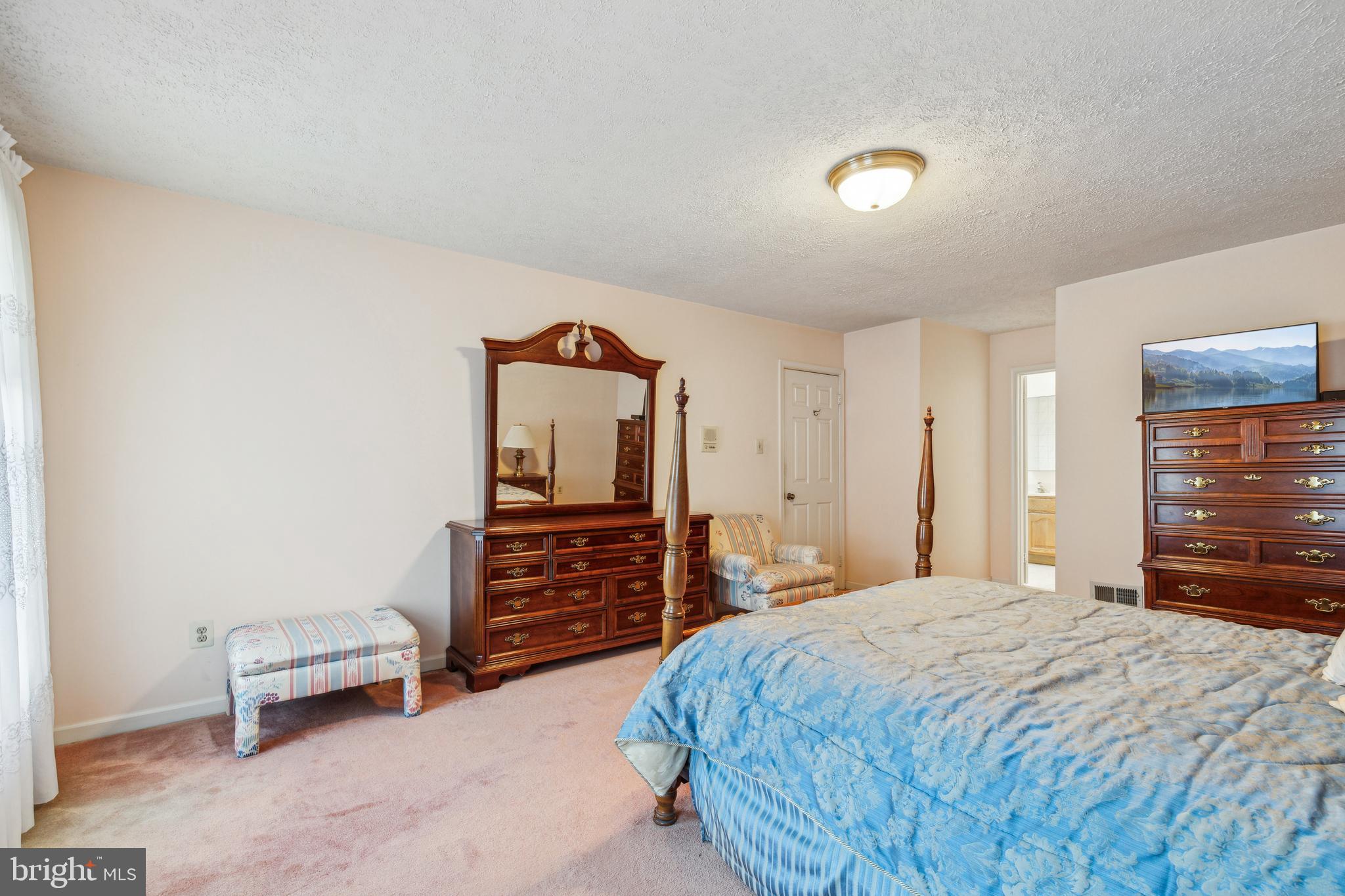 HOLMEHURST - Residential