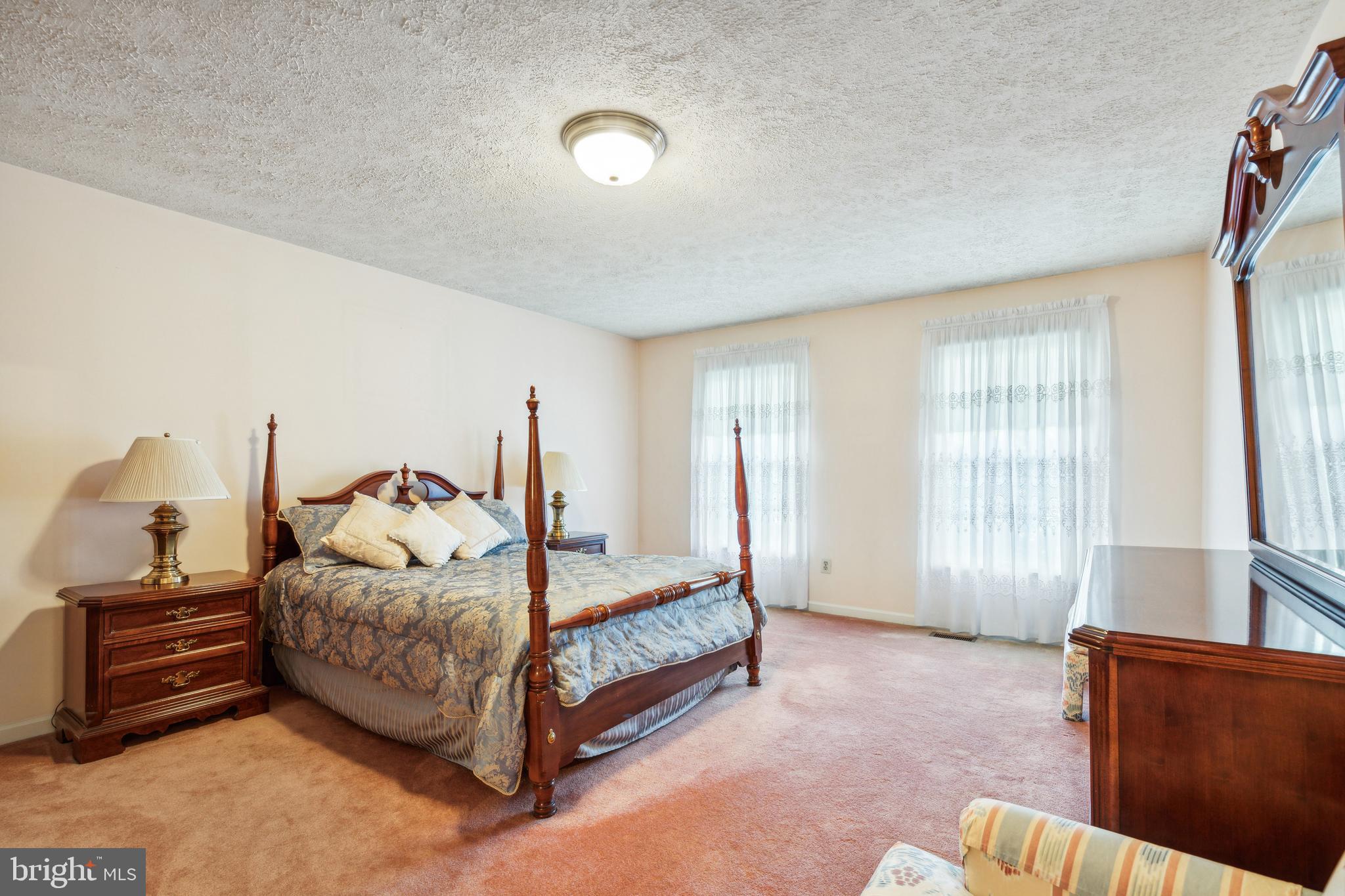 HOLMEHURST - Residential