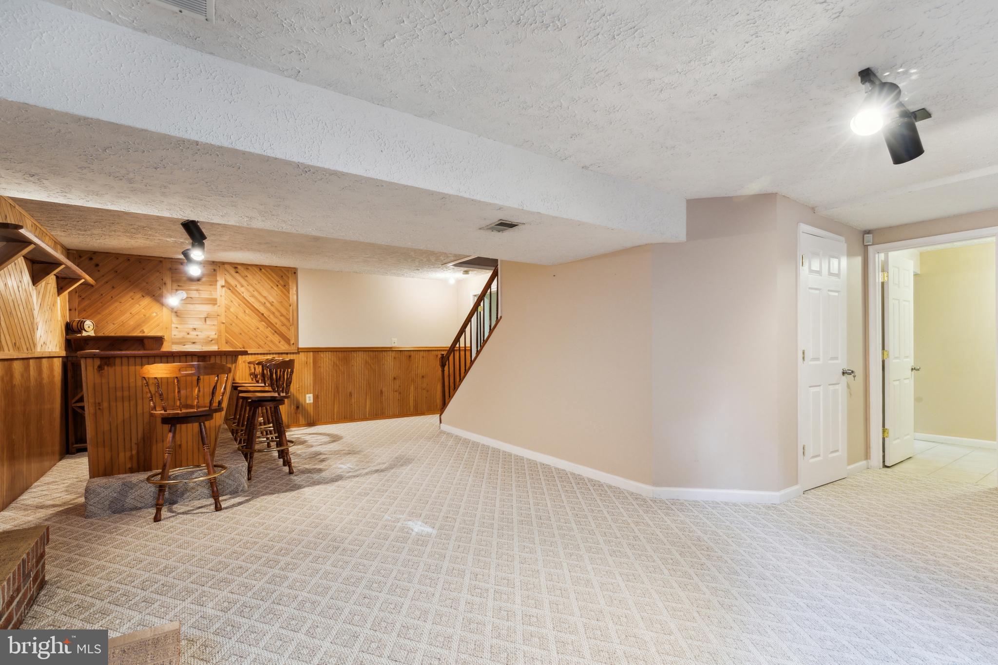 HOLMEHURST - Residential