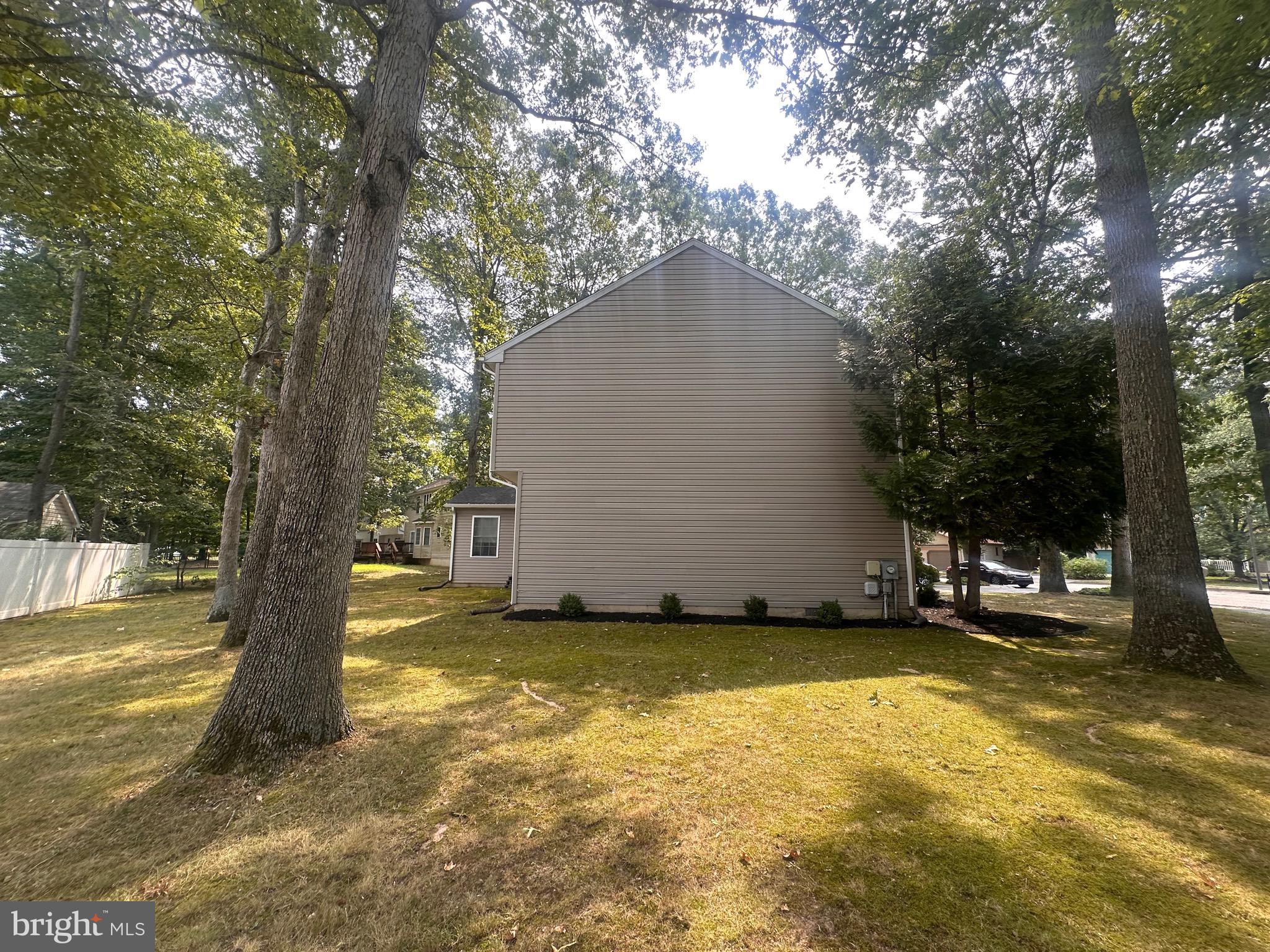 133 RED OAK DRIVE