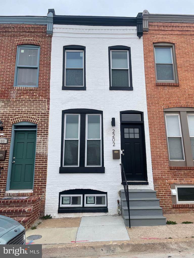 Henneman - Welcome home to this recently renovated 2 bedroom townhome in East Baltimore. This home features exposed brick, 1 full bathroom, refinished hardwood floors, granite countertops, stainless steel appliances, updated light fixtures, recessed lighting, spacious bedrooms, new windows, a clean unfinished basement, a fenced-in patio and more! Located within close proximity to both Johns Hopkins Hospital North. and Collington Square Park, with easy access to major traffic and E Chase St. Schedule a tour today!
Important Notes:
- Must have rental insurance throughout the duration of the lease.
- No holes in the walls. Scotch guard is supplied if needed.
- Wi-Fi/Alarm system is included