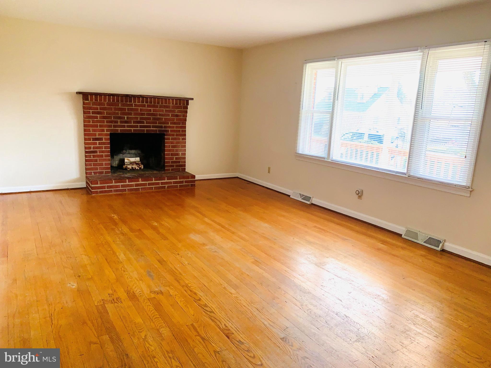 DILLARD - Residential Lease