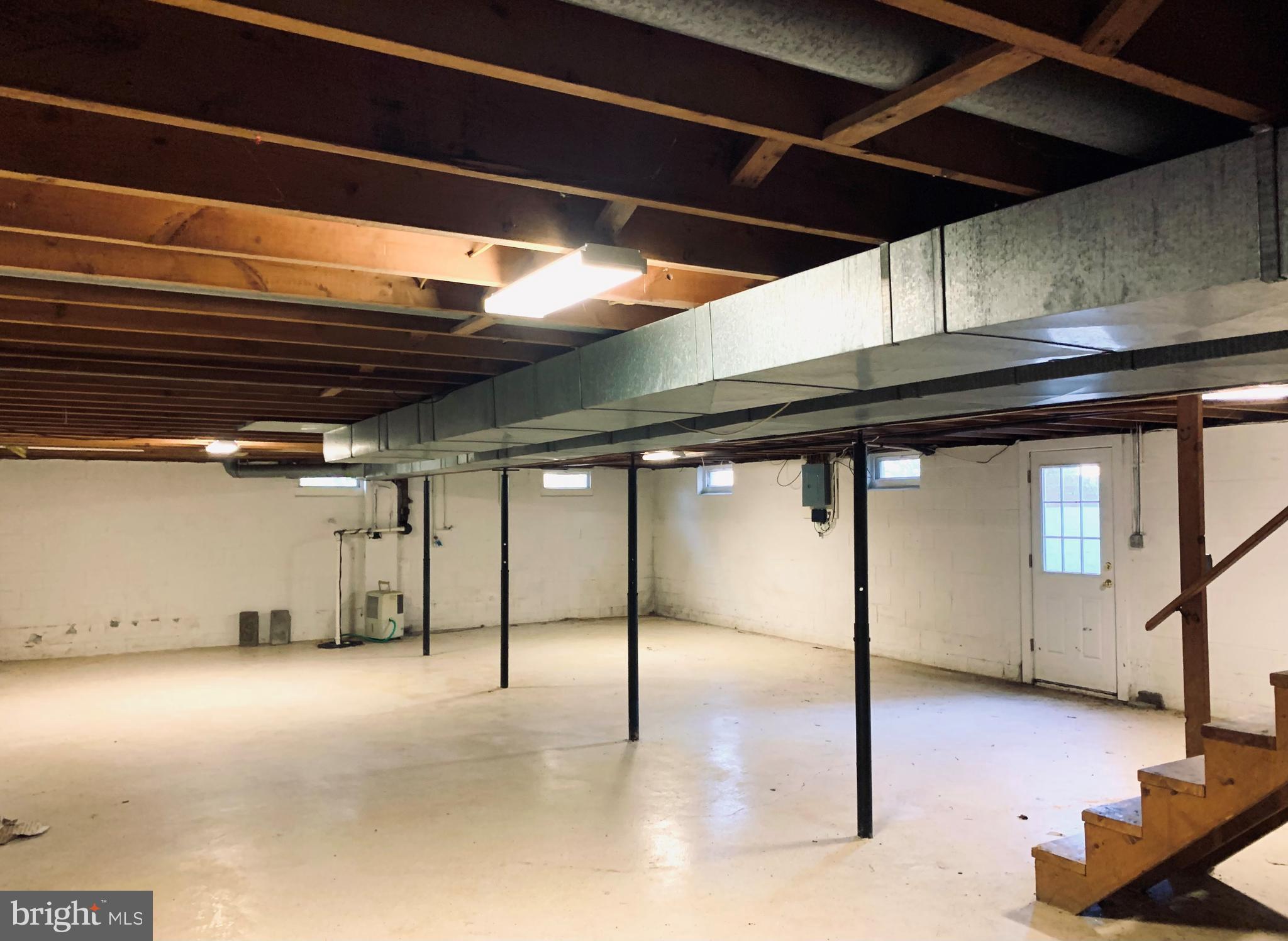 DILLARD - Residential Lease