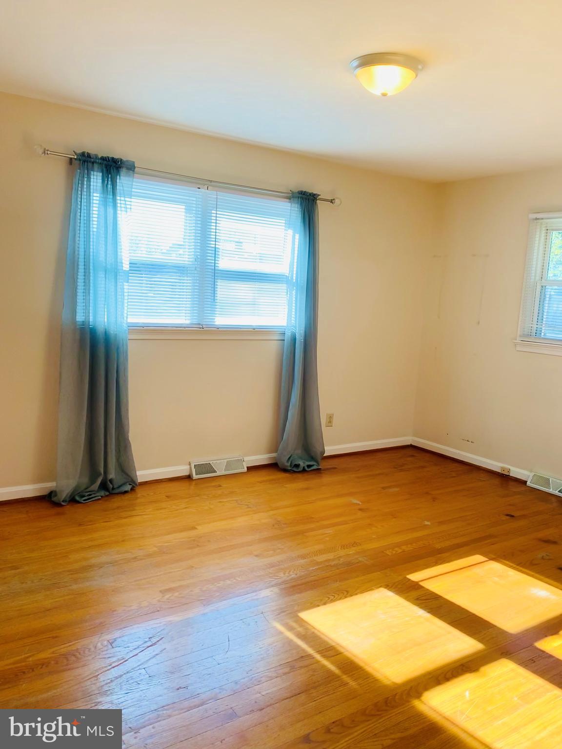 DILLARD - Residential Lease