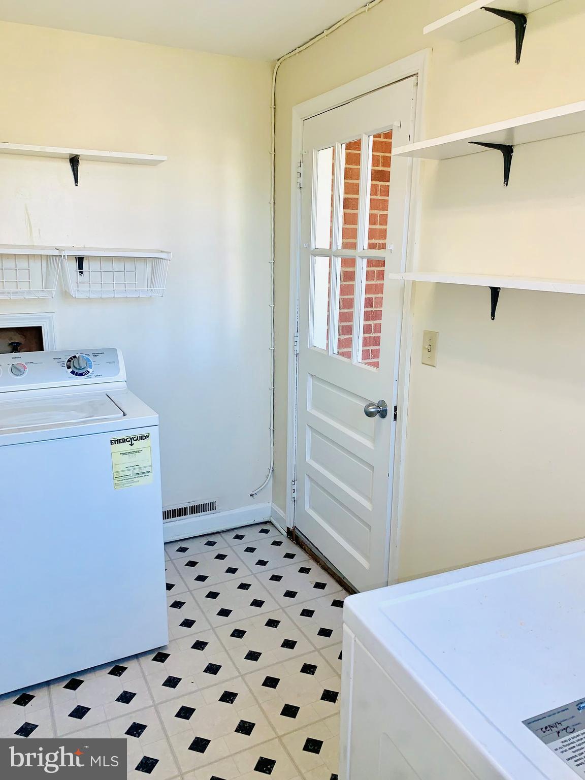 DILLARD - Residential Lease