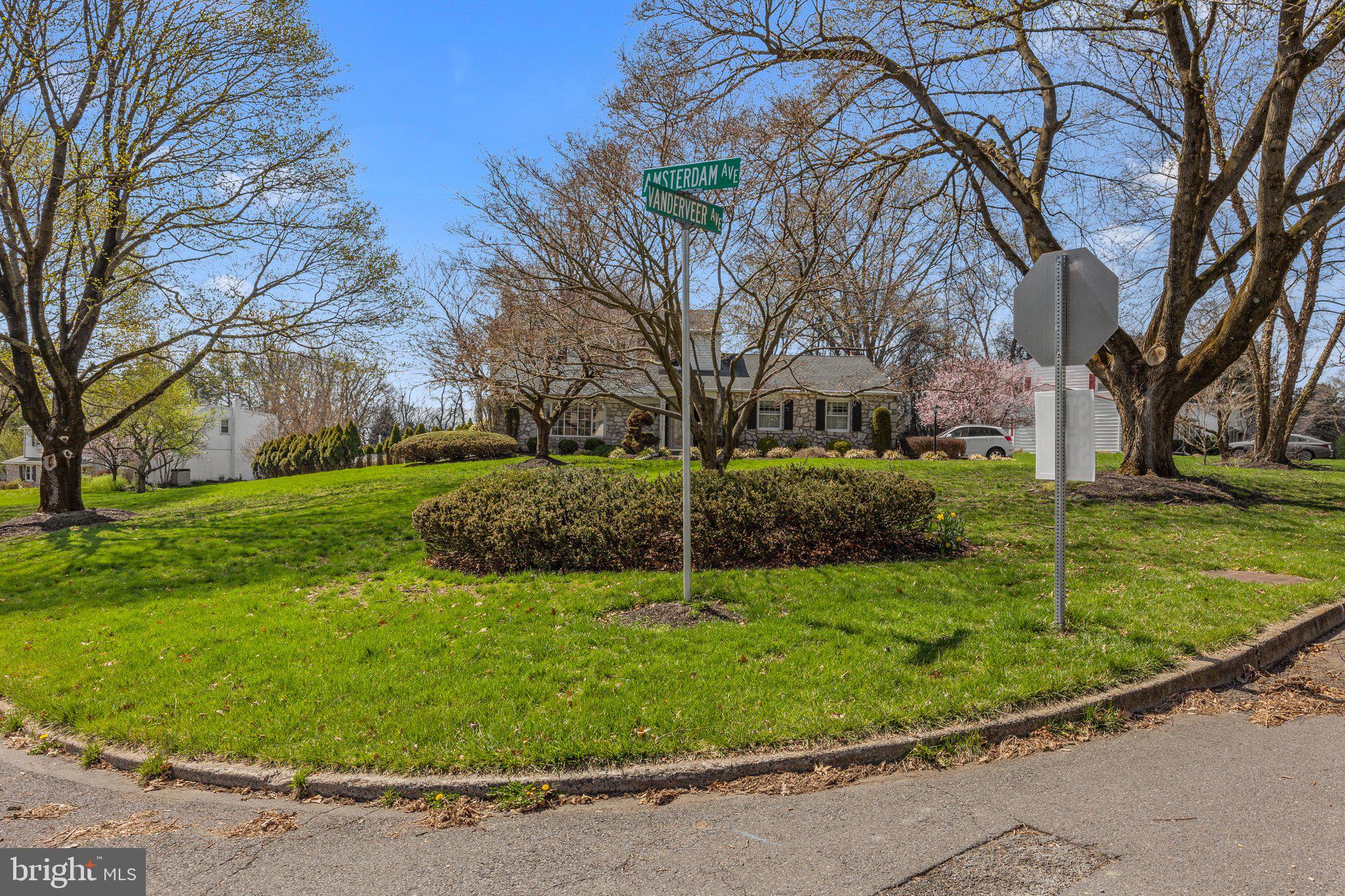 WINDMILL VIL - Residential