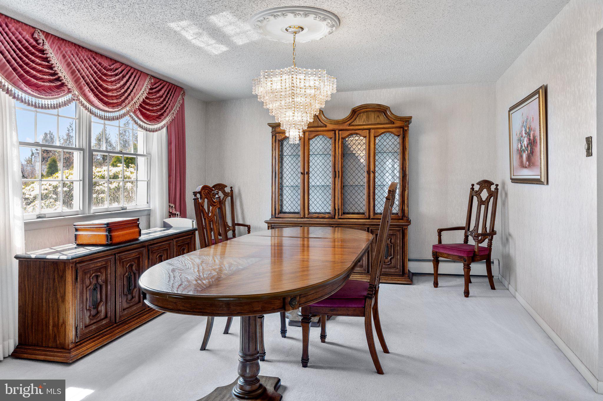 WINDMILL VIL - Residential