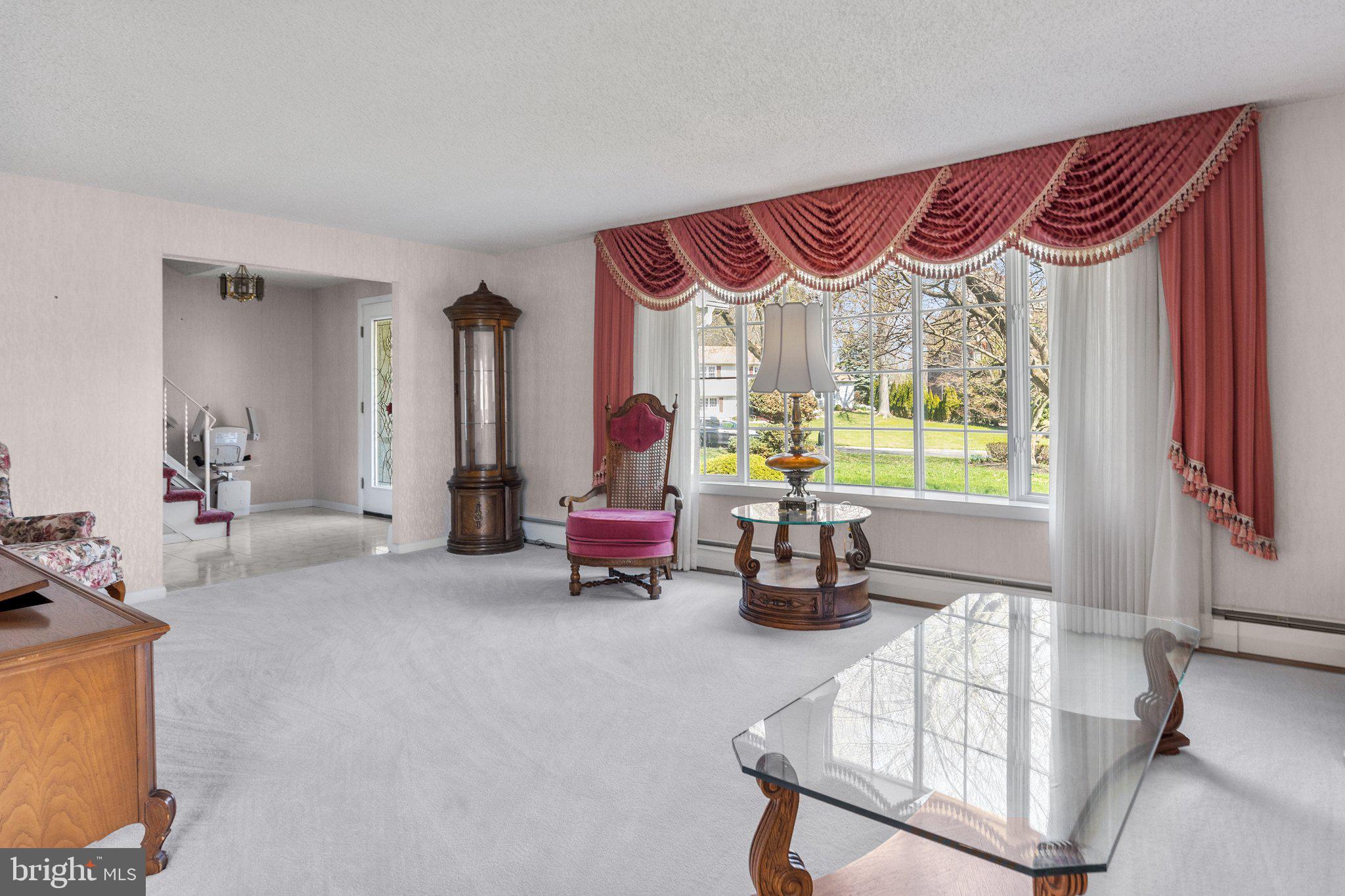 WINDMILL VIL - Residential