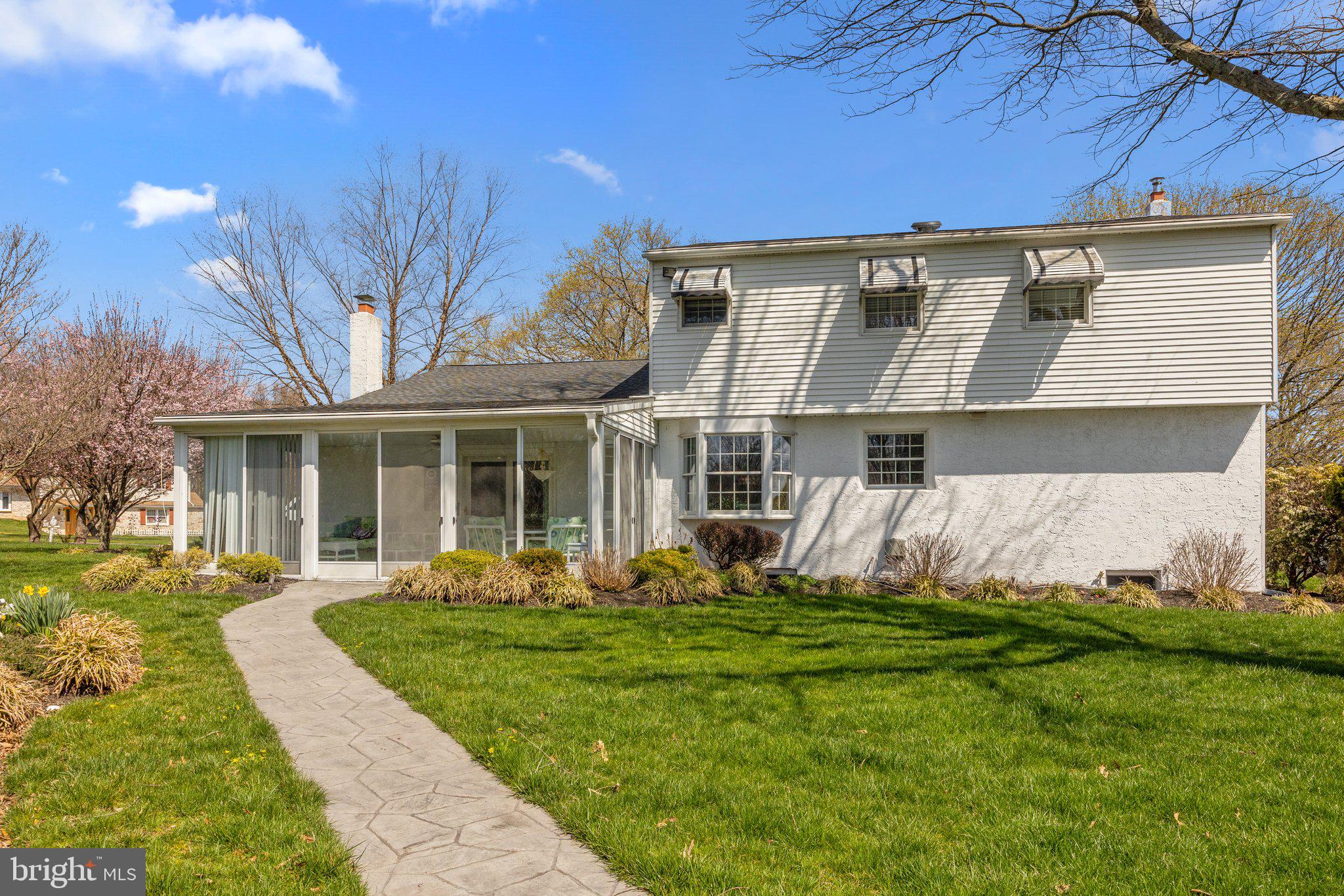 WINDMILL VIL - Residential