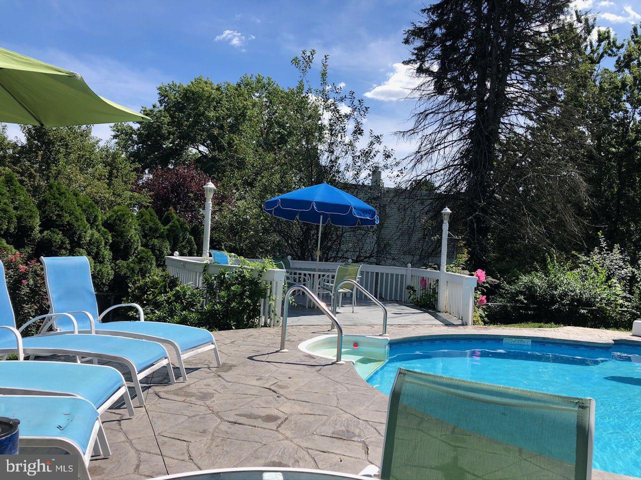 WINDMILL VIL - Residential