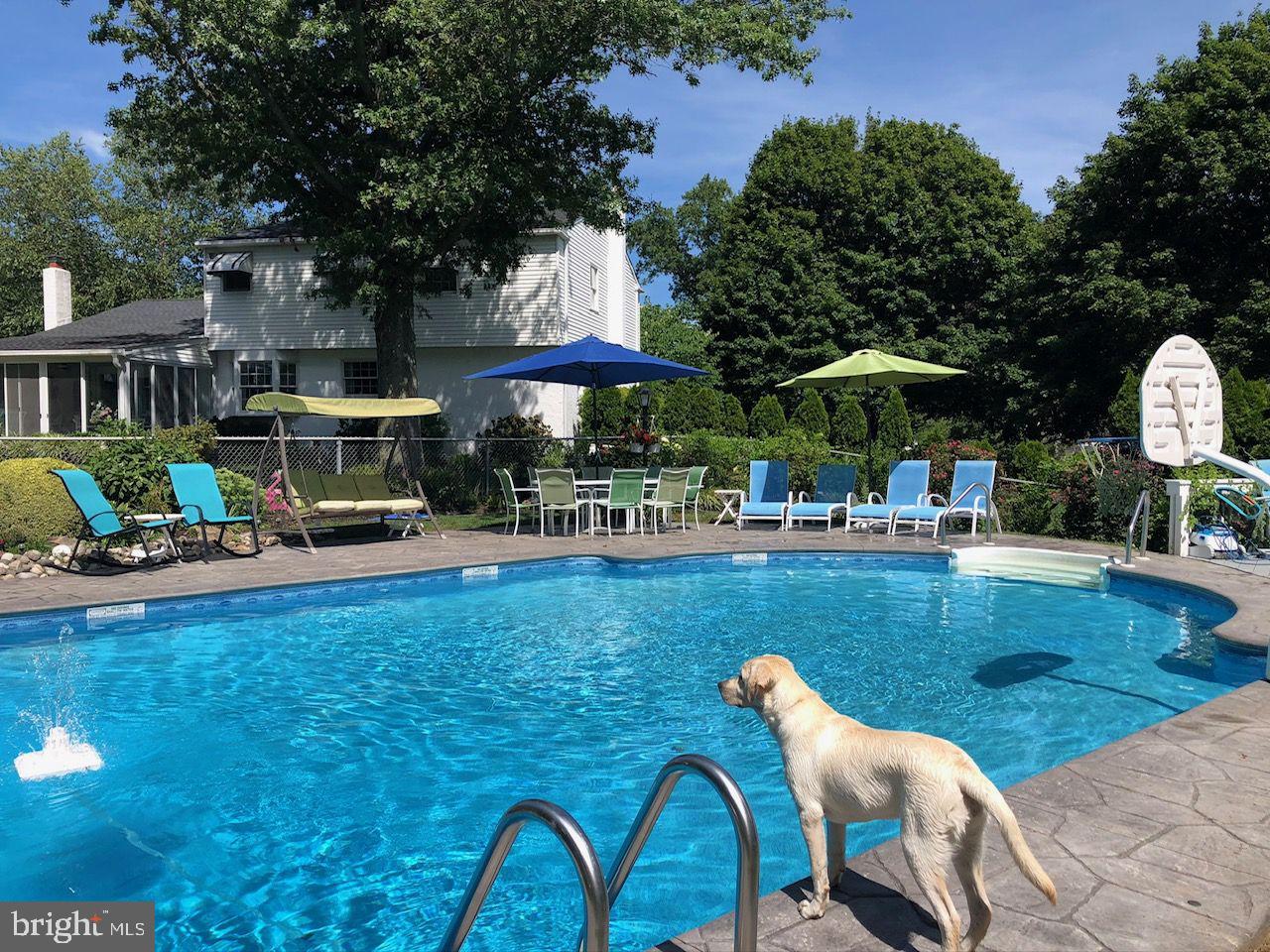 WINDMILL VIL - Residential