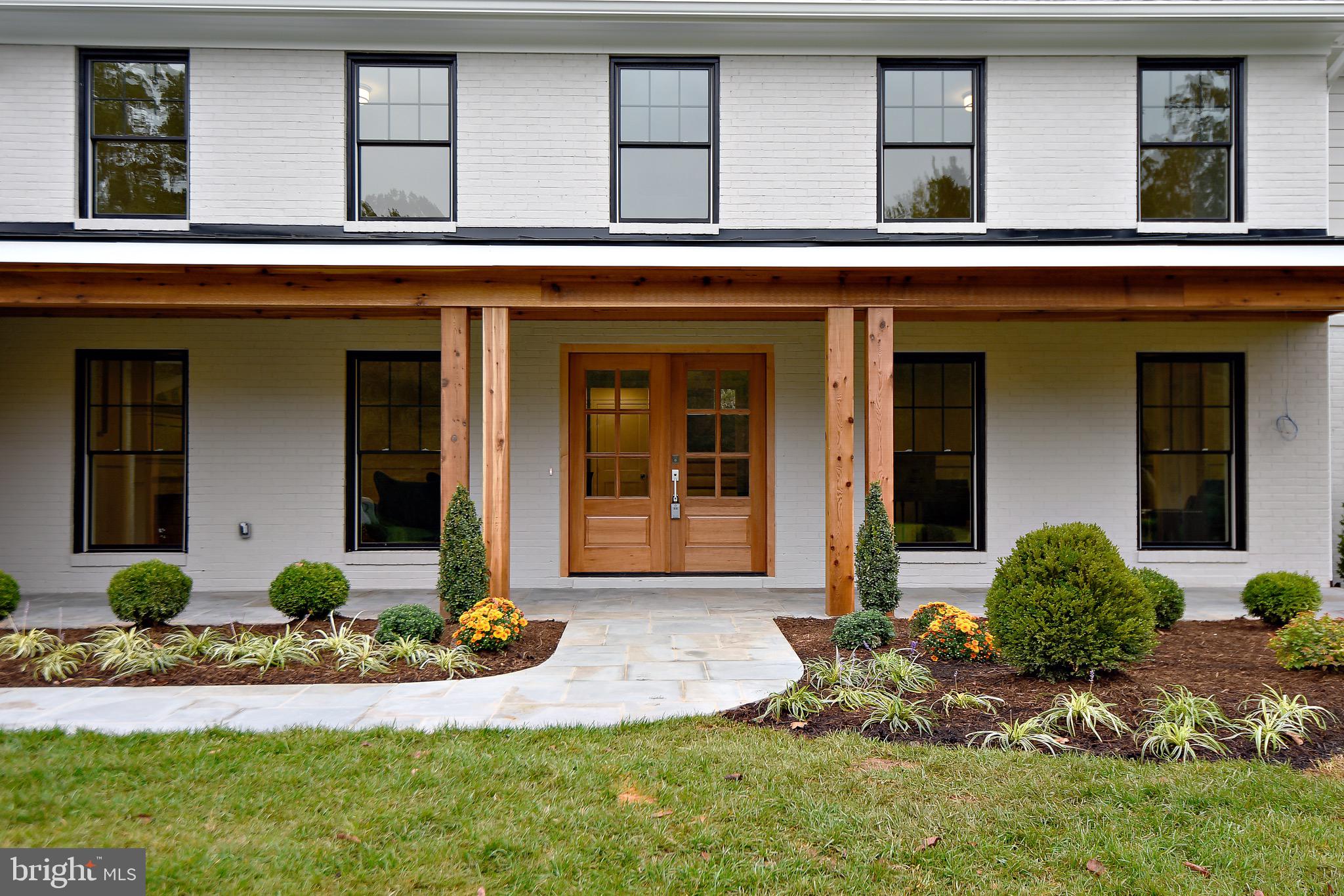 LAWYERS NORTH - Residential